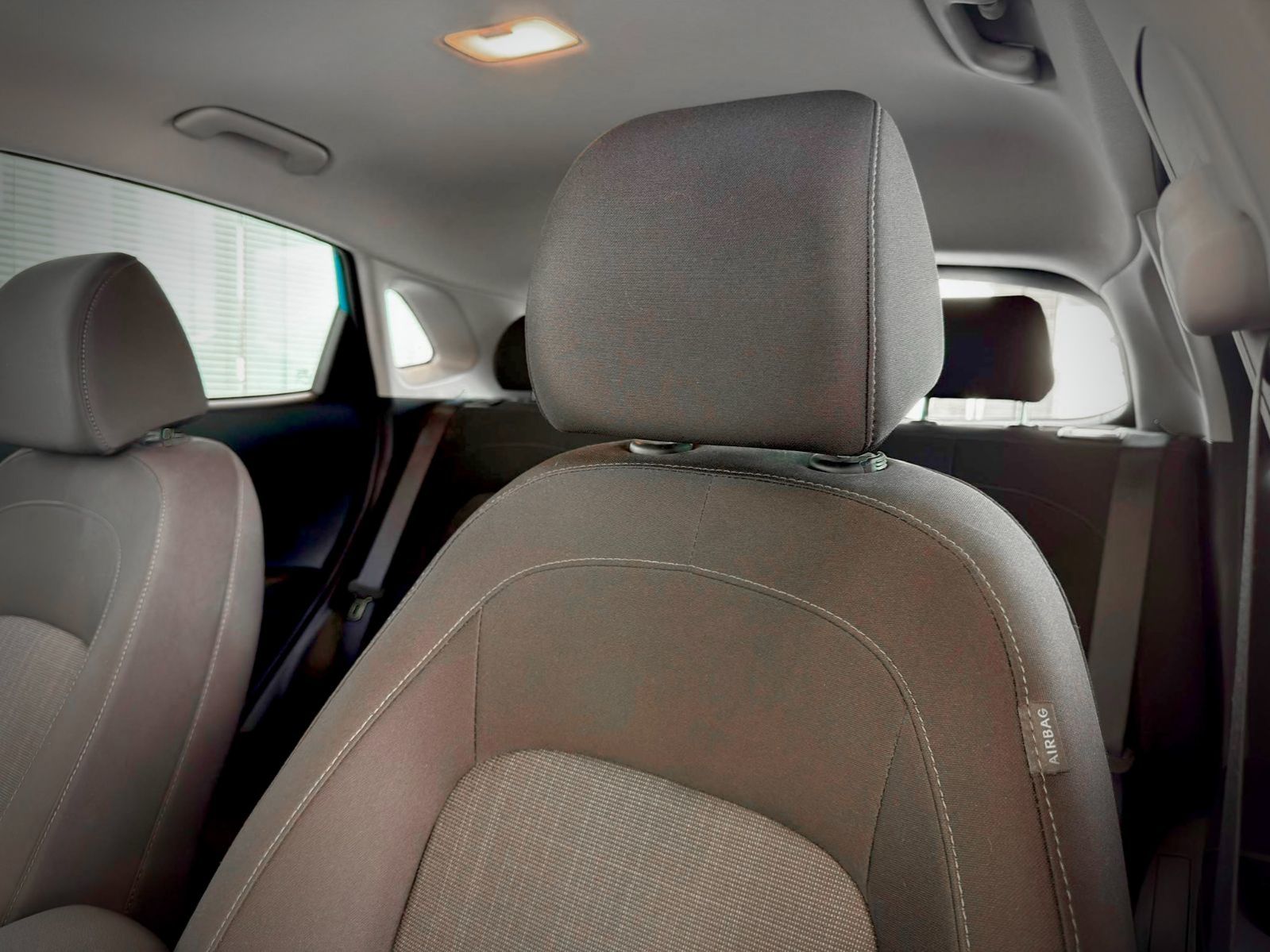 2023 Hyundai Kona Essential-18