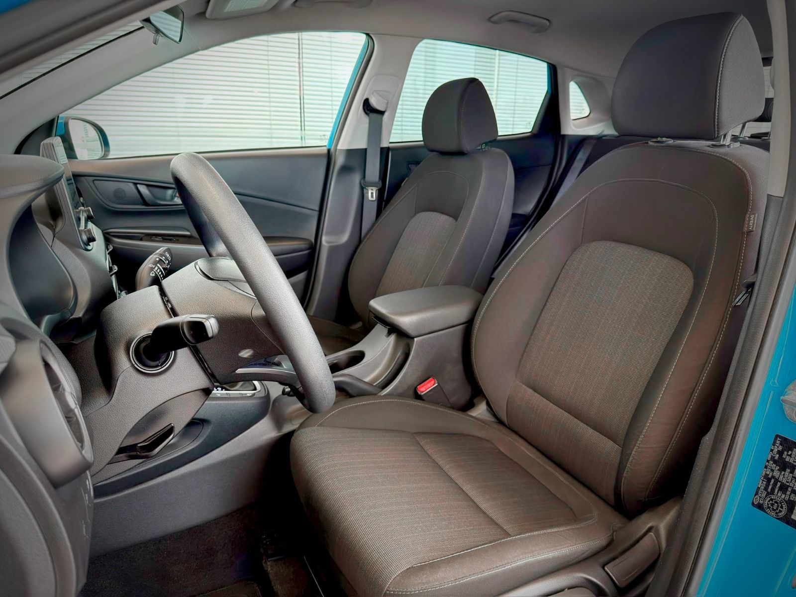 2023 Hyundai Kona Essential-17