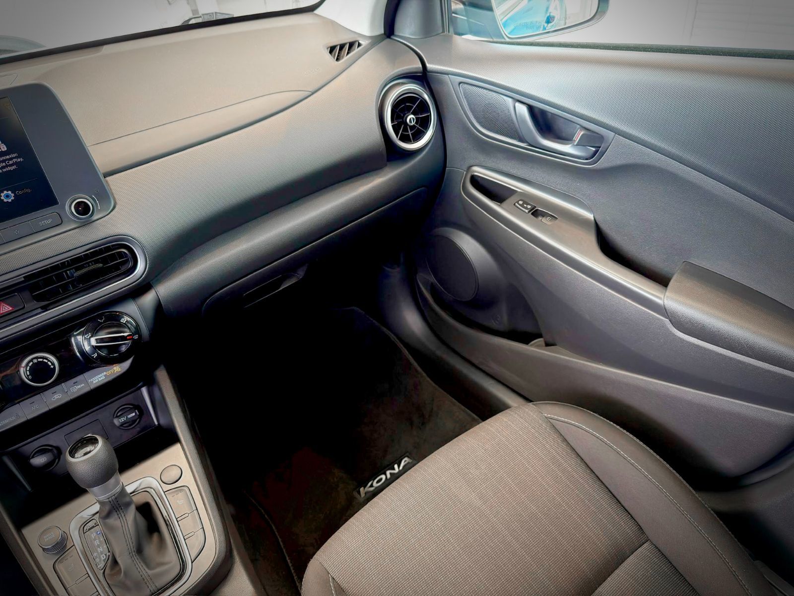 2023 Hyundai Kona Essential-22