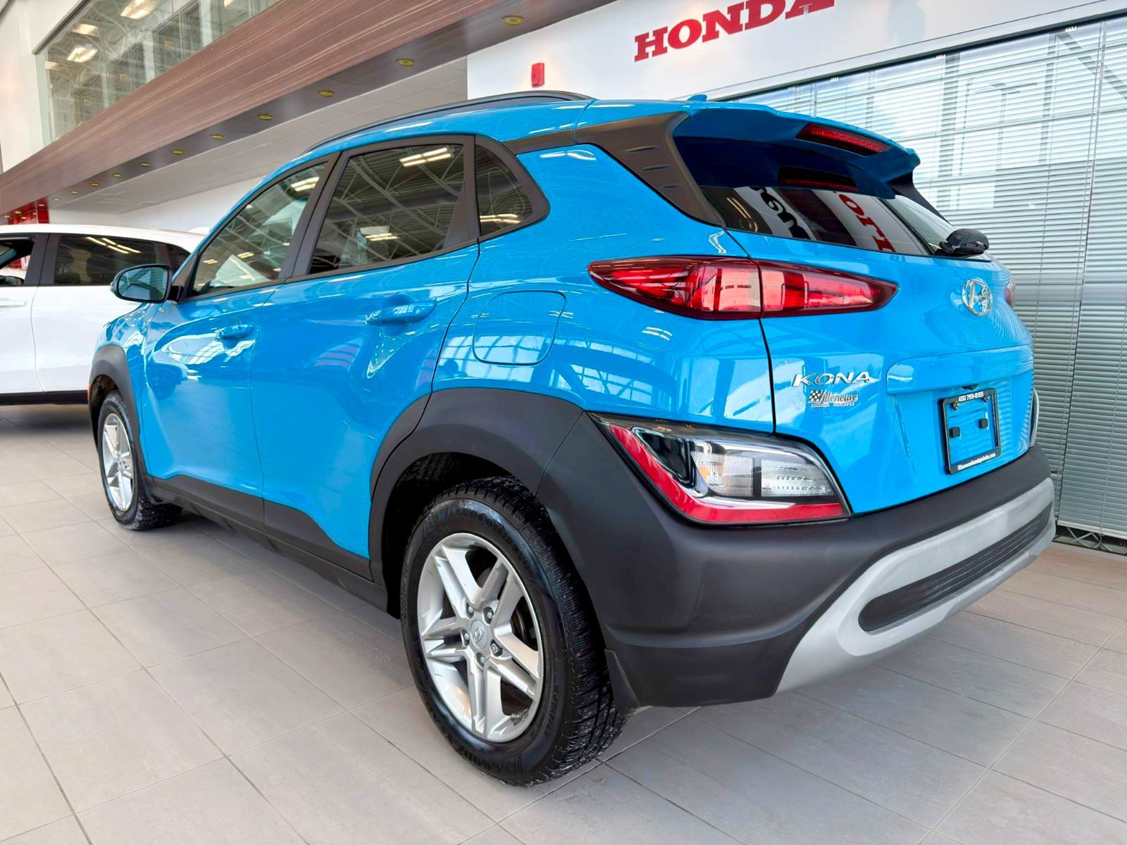 2023 Hyundai Kona Essential-9