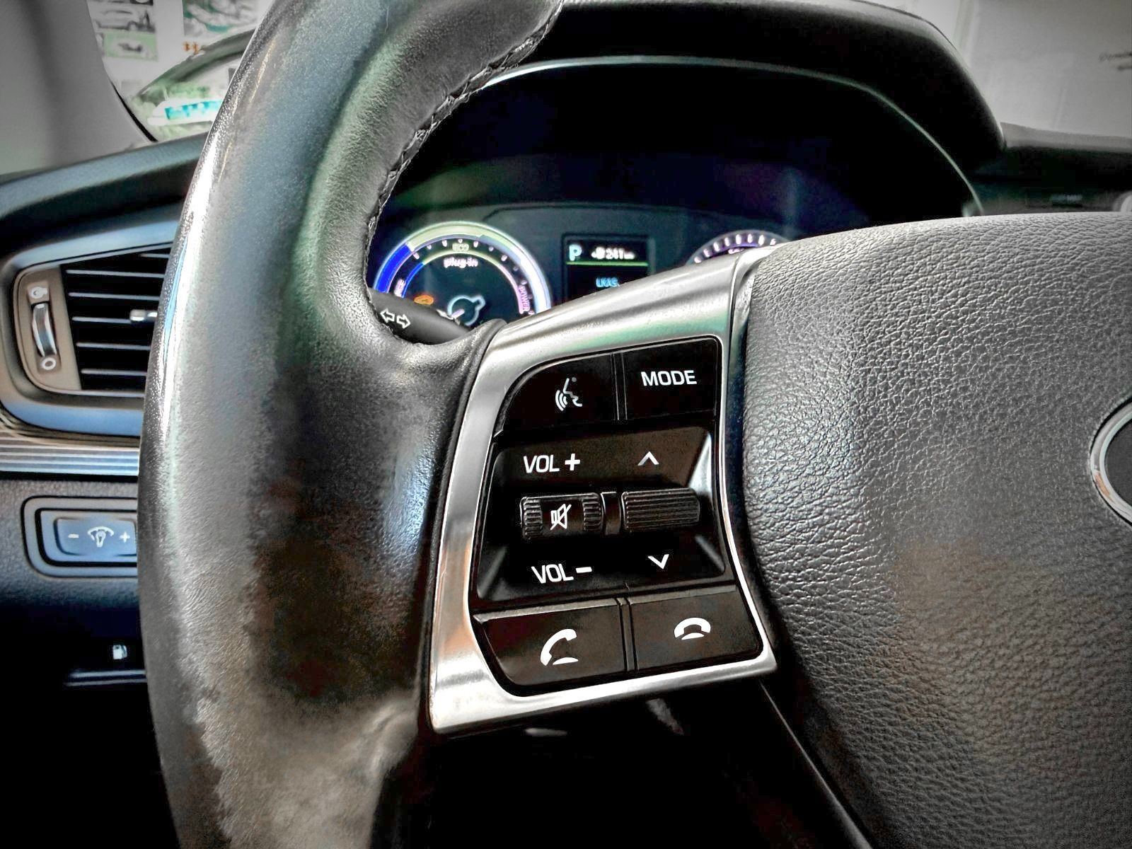 Hyundai Sonata Plug-In Hybrid Limited 2018-24