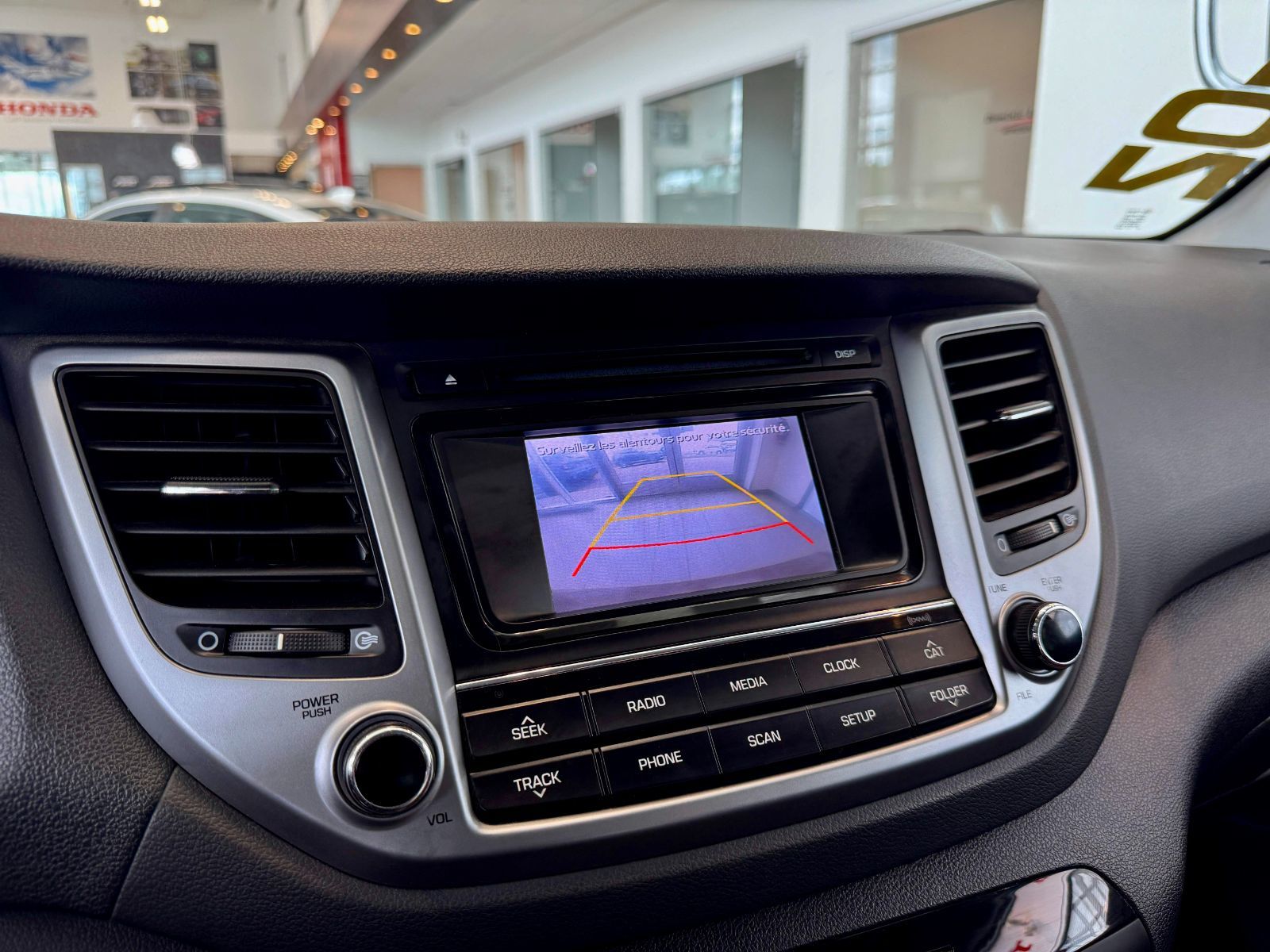 Hyundai Tucson Premium 2016-25