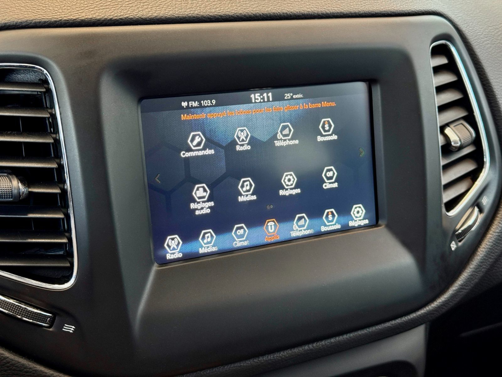 2018 Jeep Compass North-27