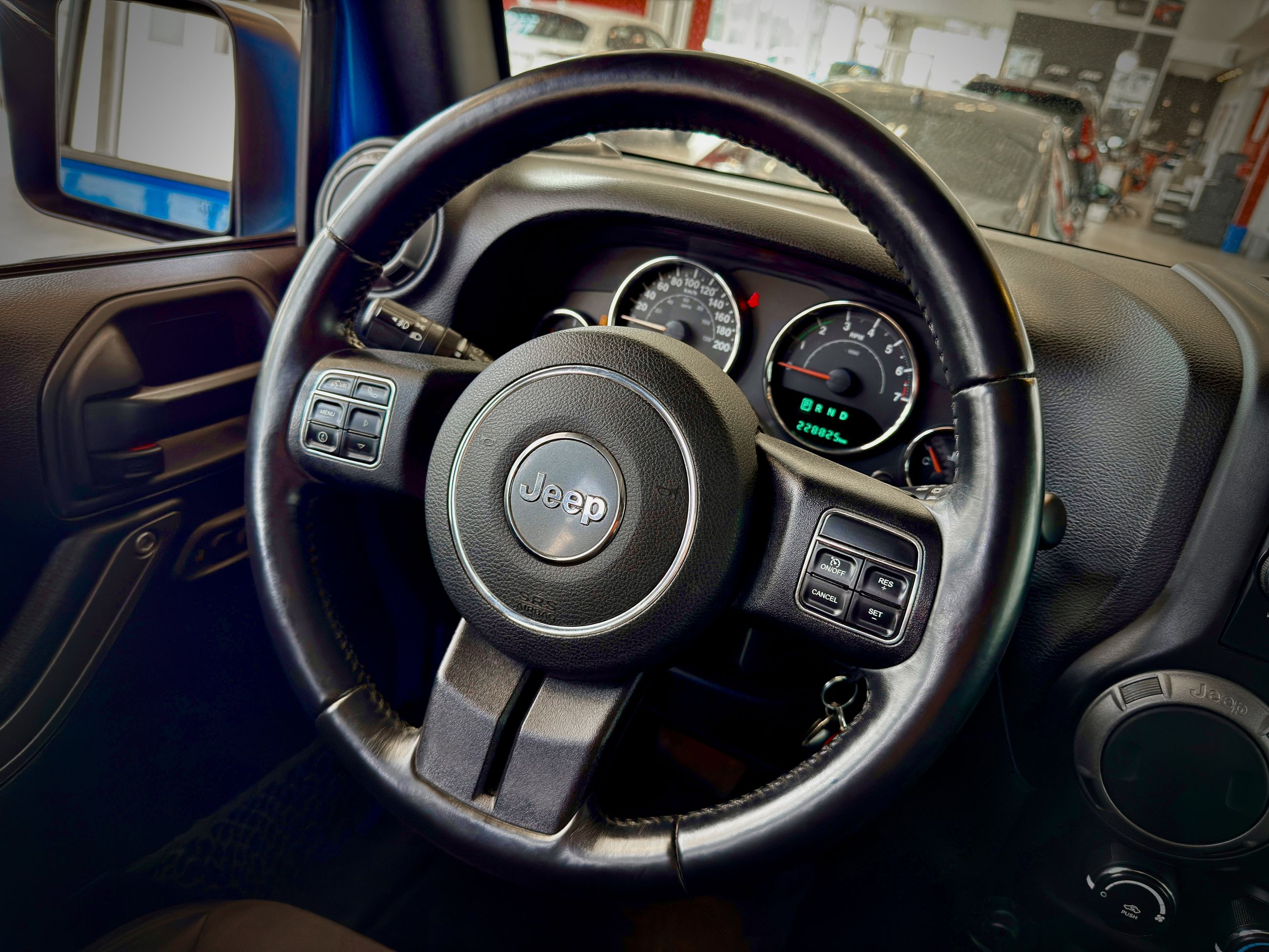 Jeep Wrangler Unlimited Willys Wheeler 2016-23