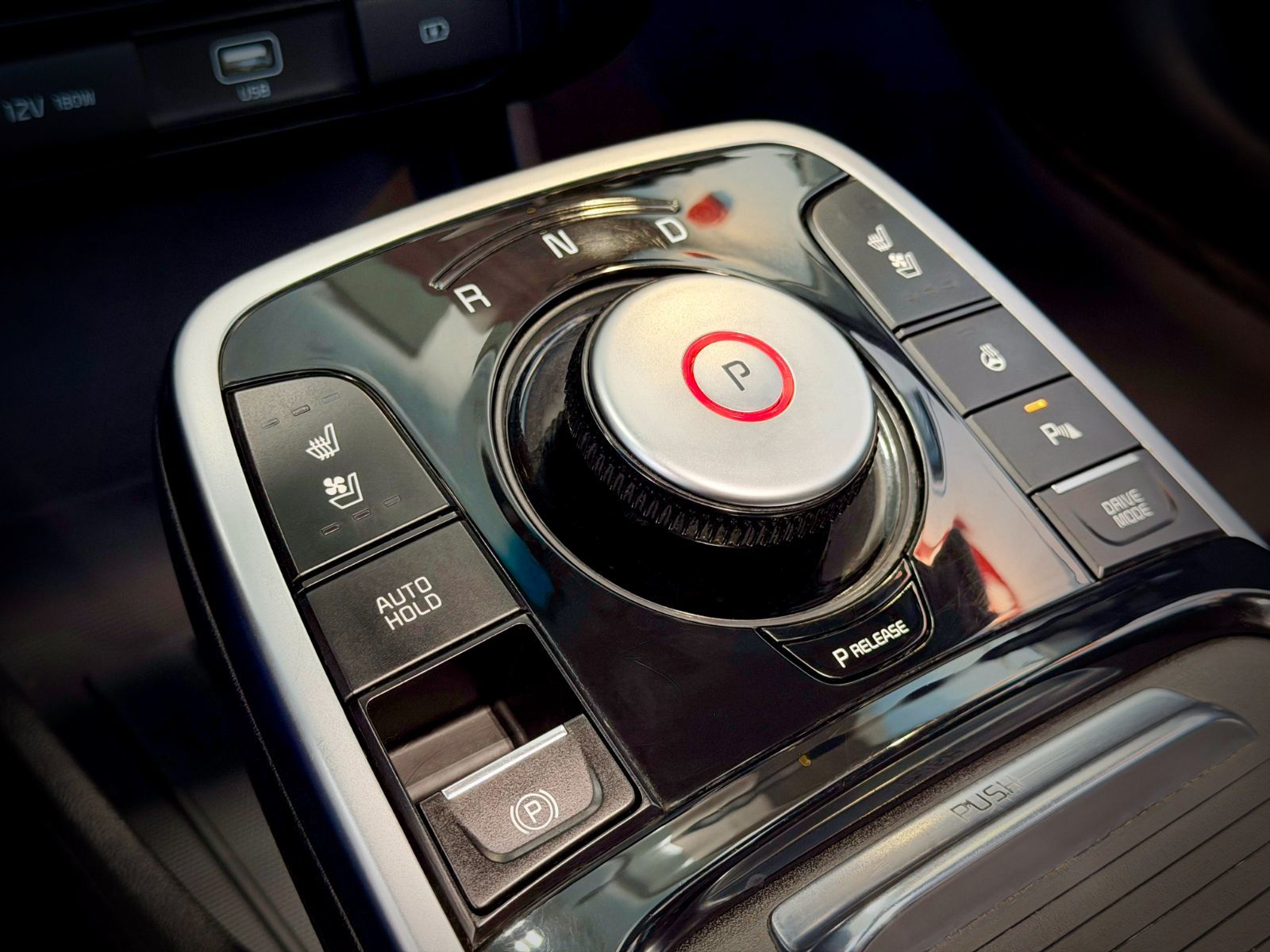 Kia Niro EV SX Touring 2019-31