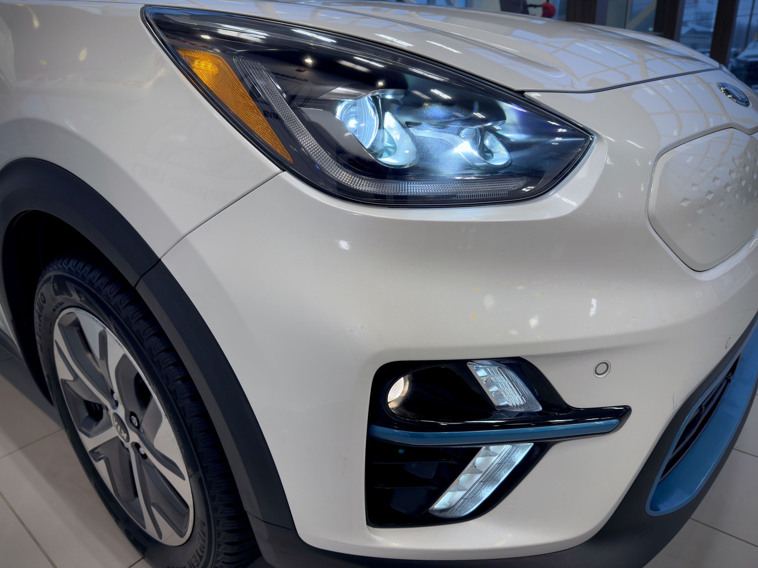 2020 Kia Niro EV SX Touring-8