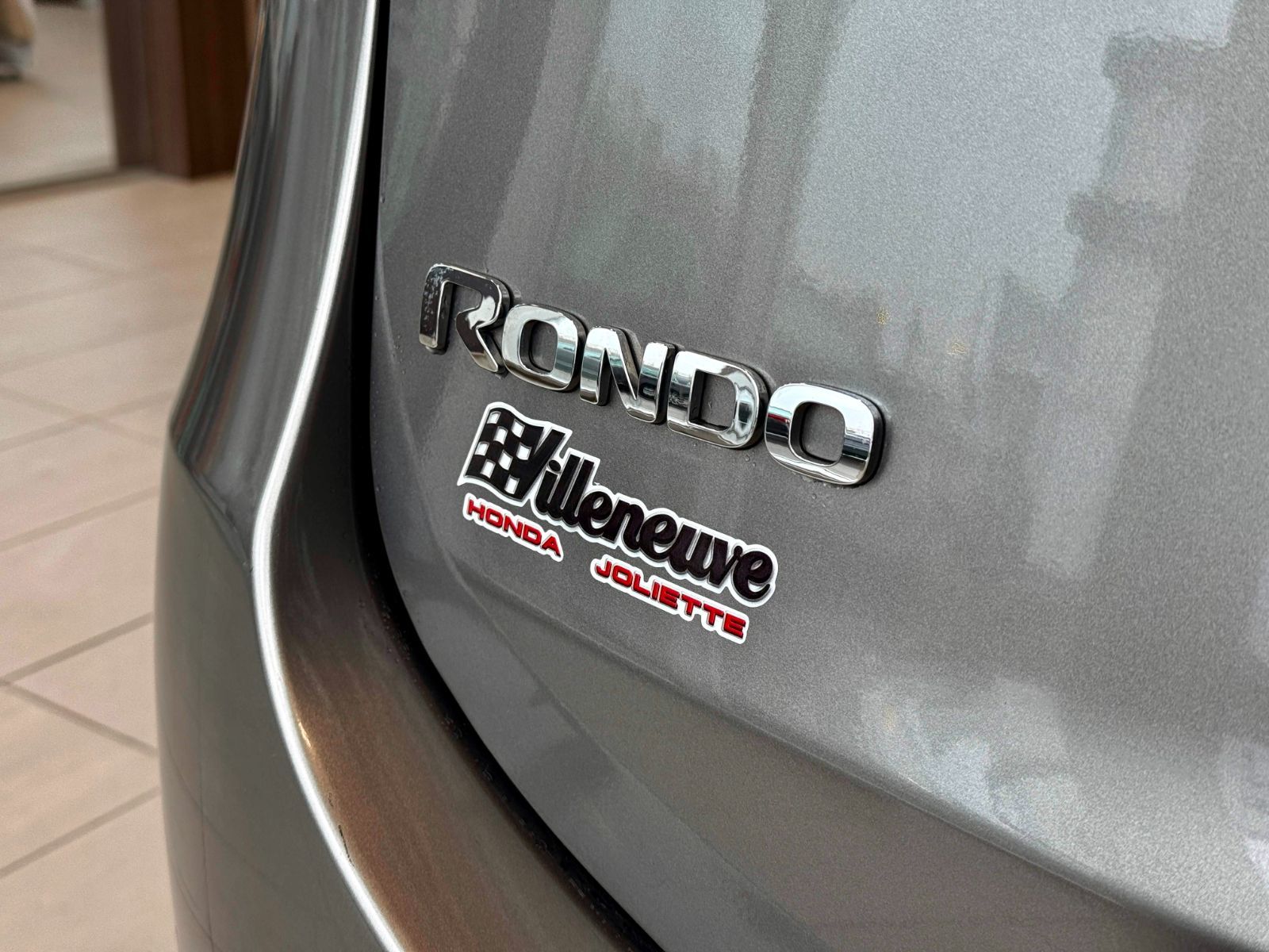 Kia Rondo LX 2015-11