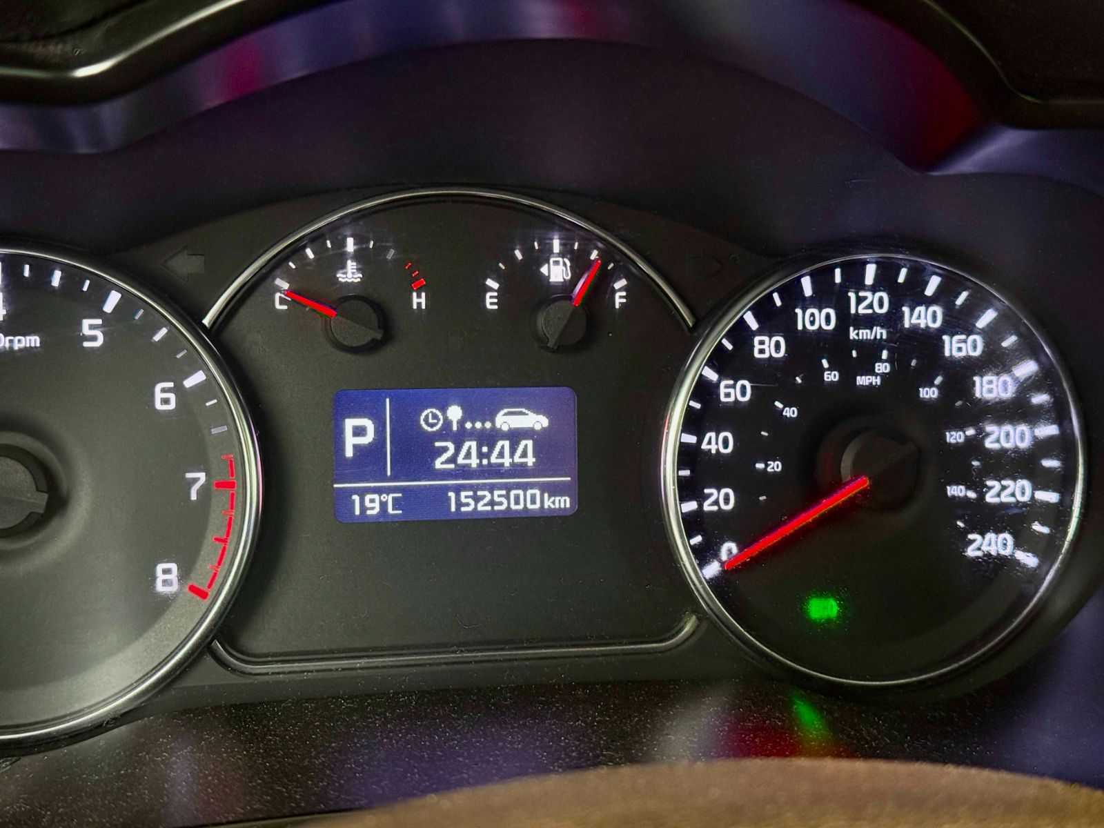 Kia Rondo LX 2015-22