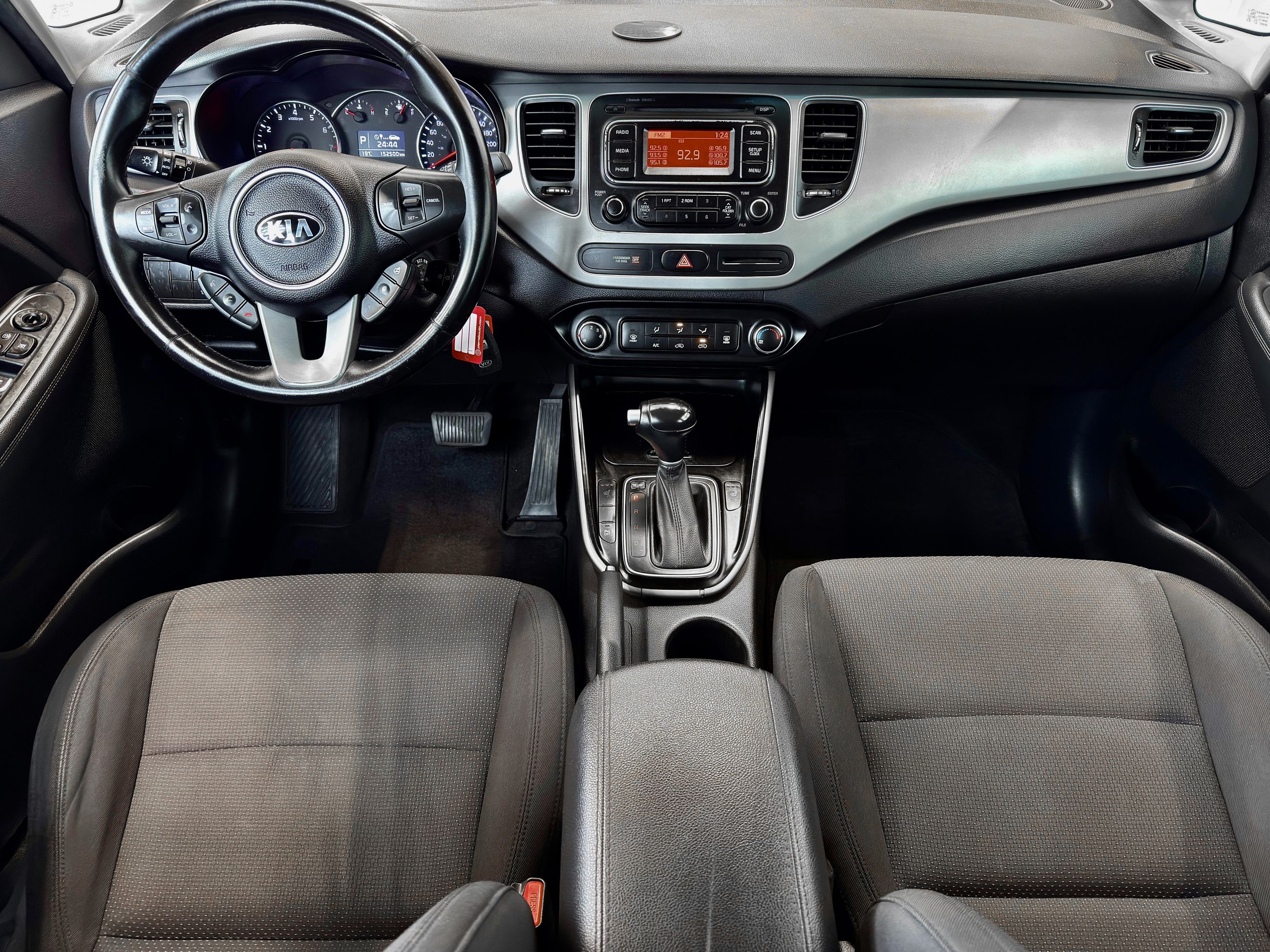 Kia Rondo LX 2015-17