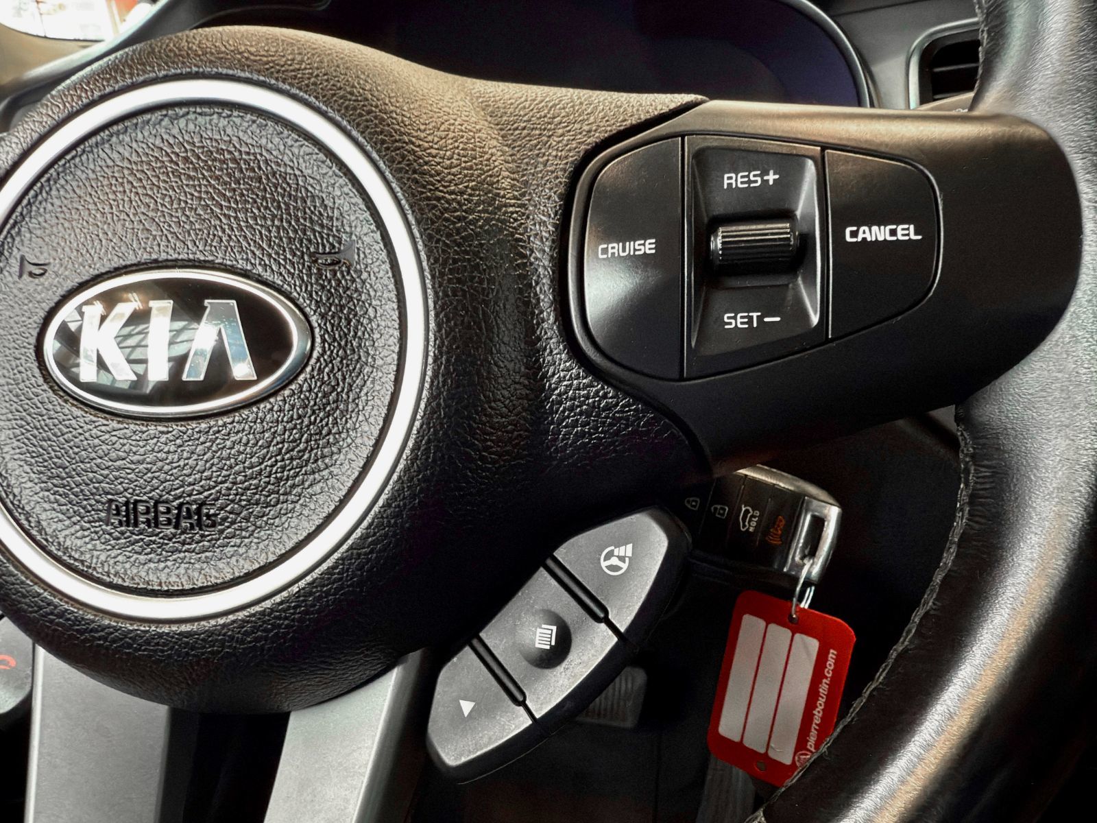 Kia Rondo LX 2015-21