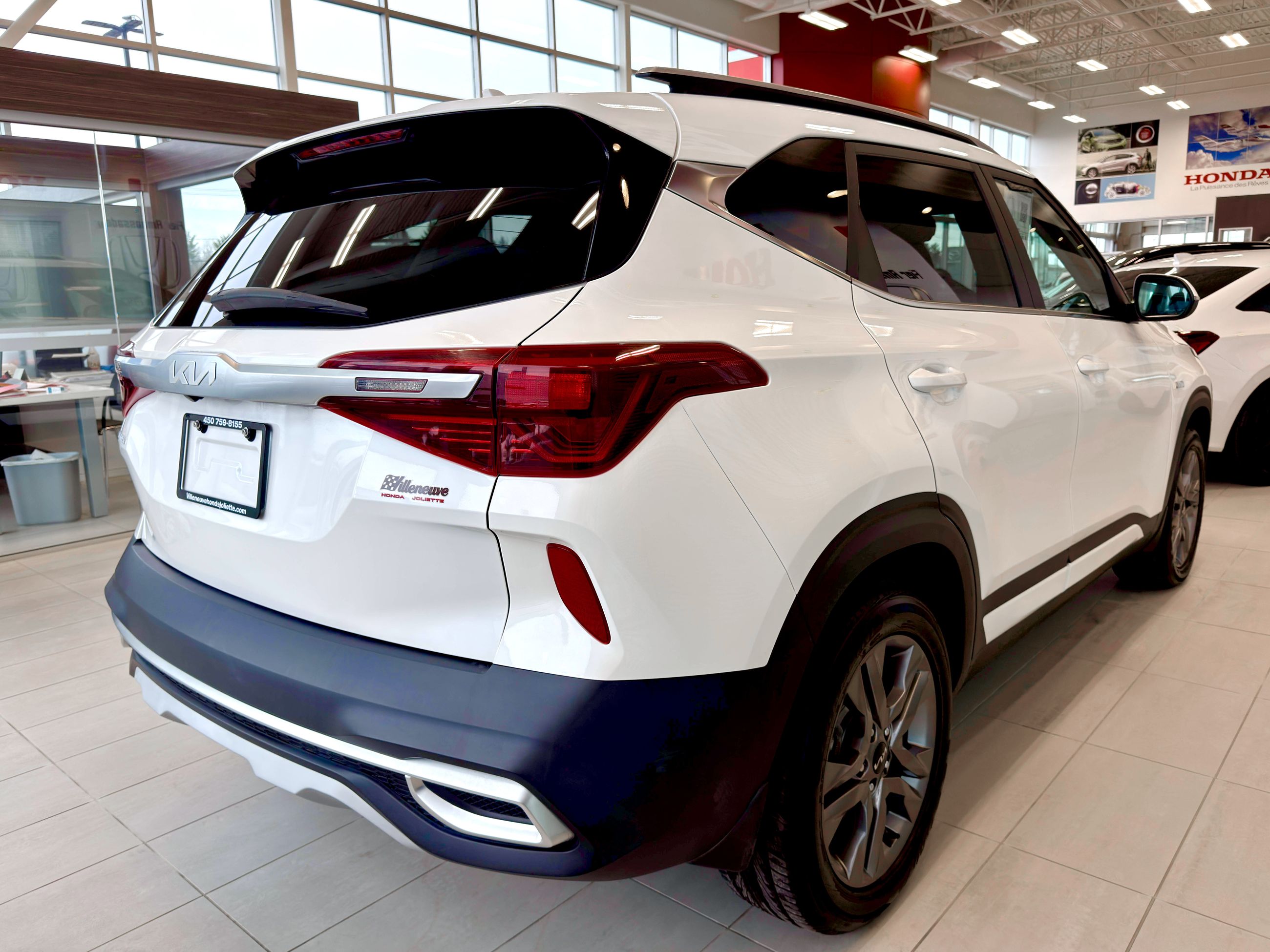 2023 Kia Seltos EX AWD-10