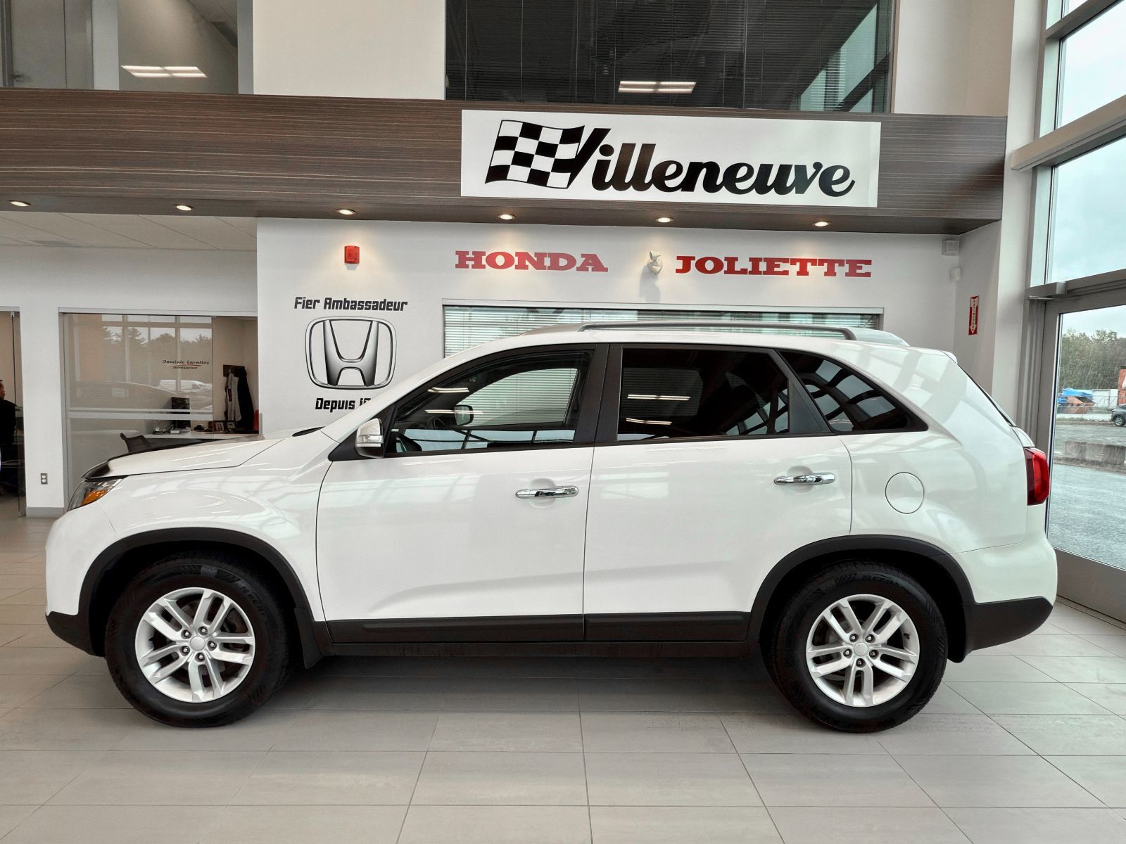 Kia Sorento LX AWD 2015-7