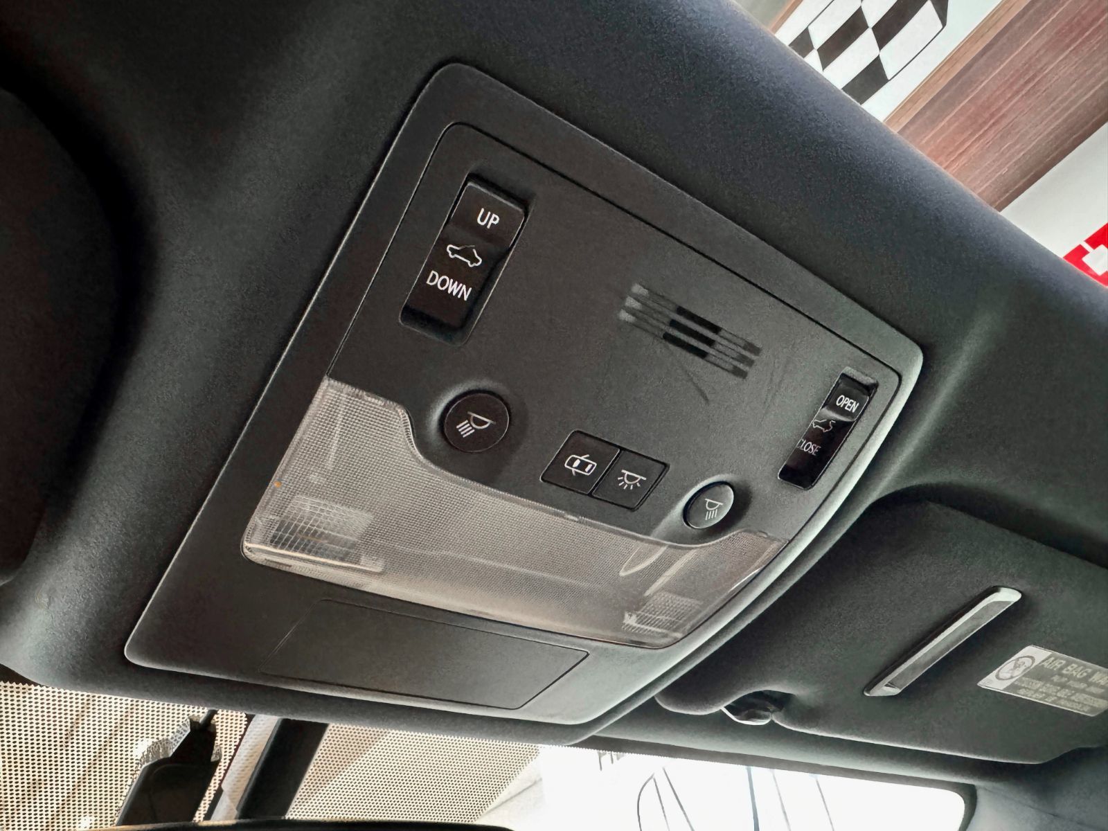 Lexus IS 350  2015-30