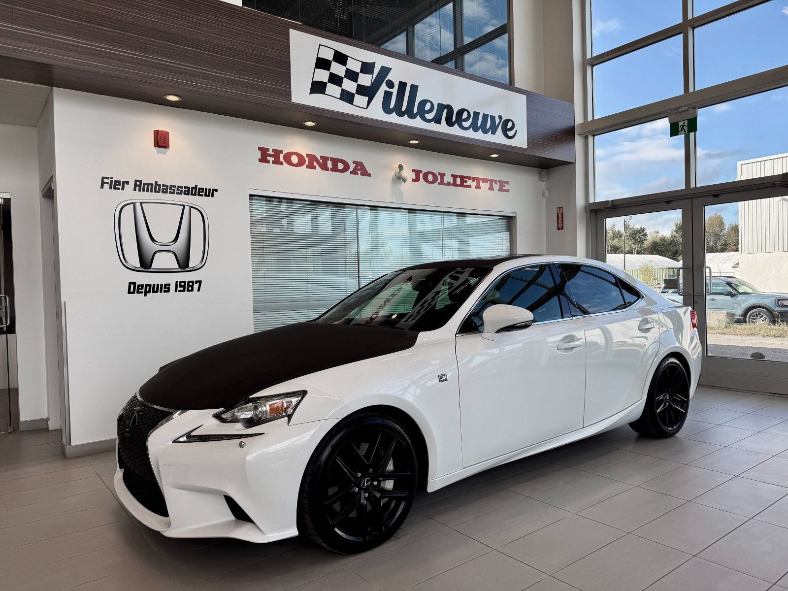 Lexus IS 350  2015-2