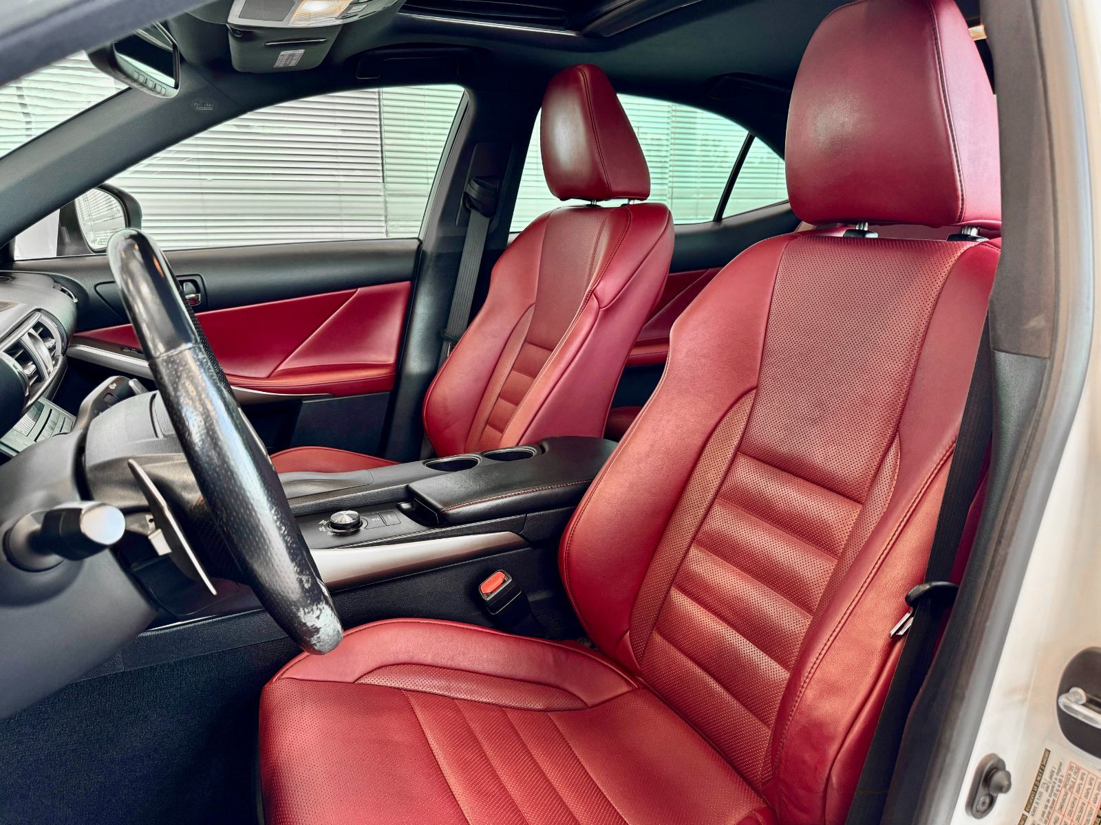 Lexus IS 350  2015-13