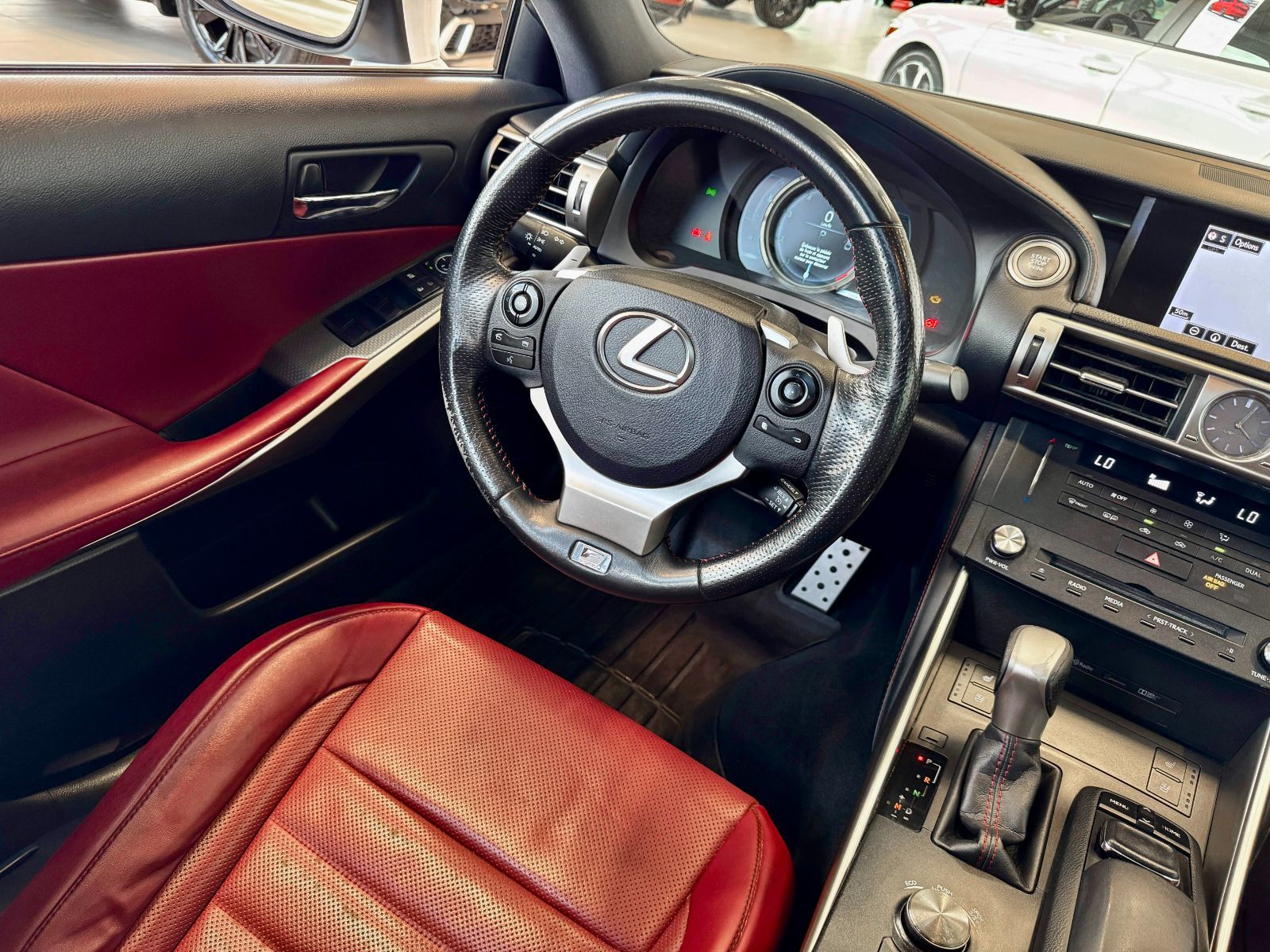 Lexus IS 350  2015-16