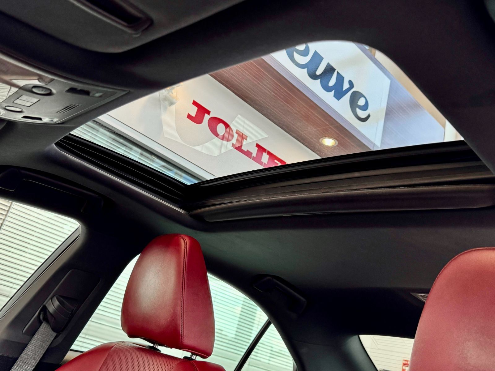 Lexus IS 350  2015-12