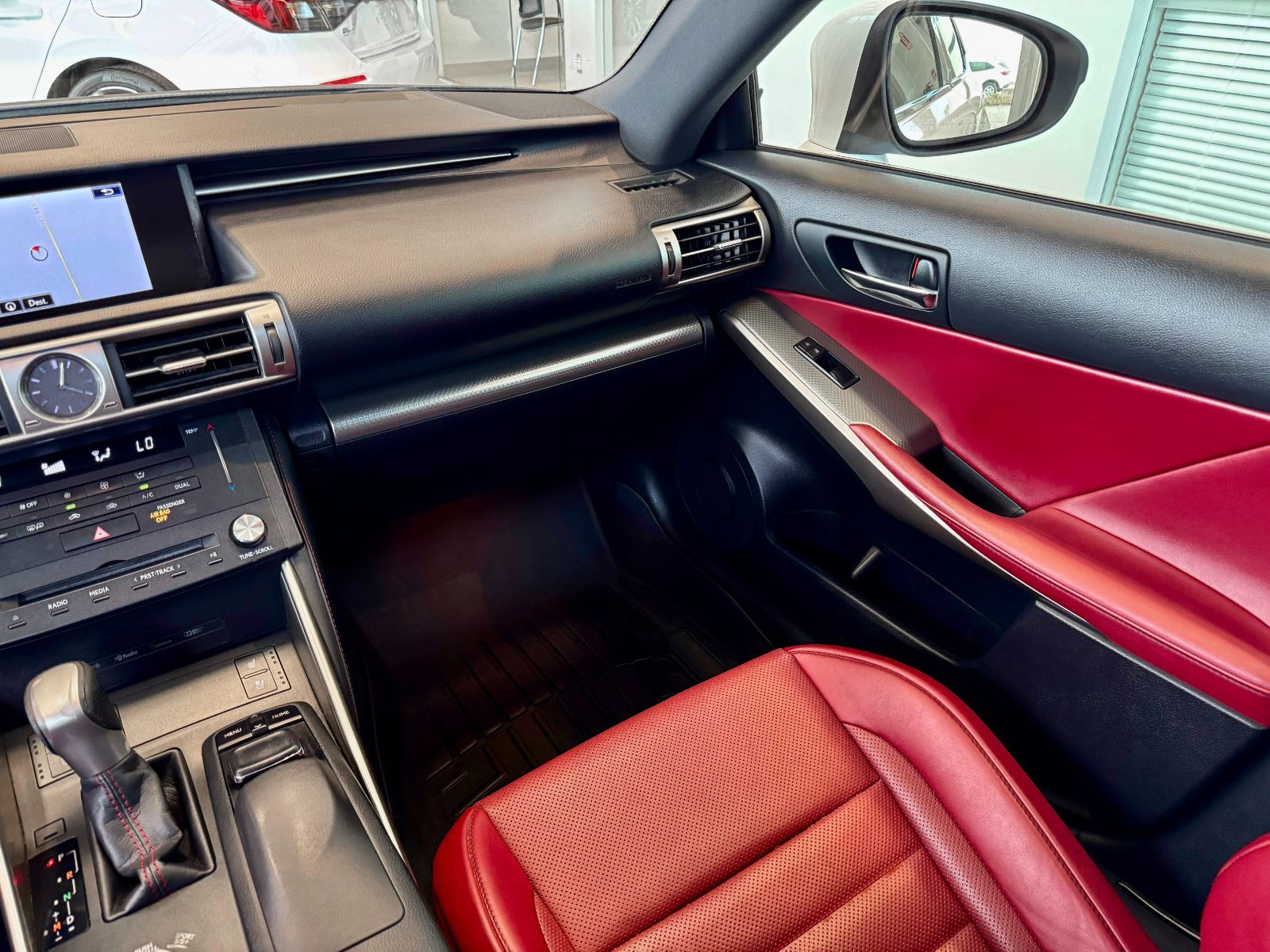 Lexus IS 350  2015-18