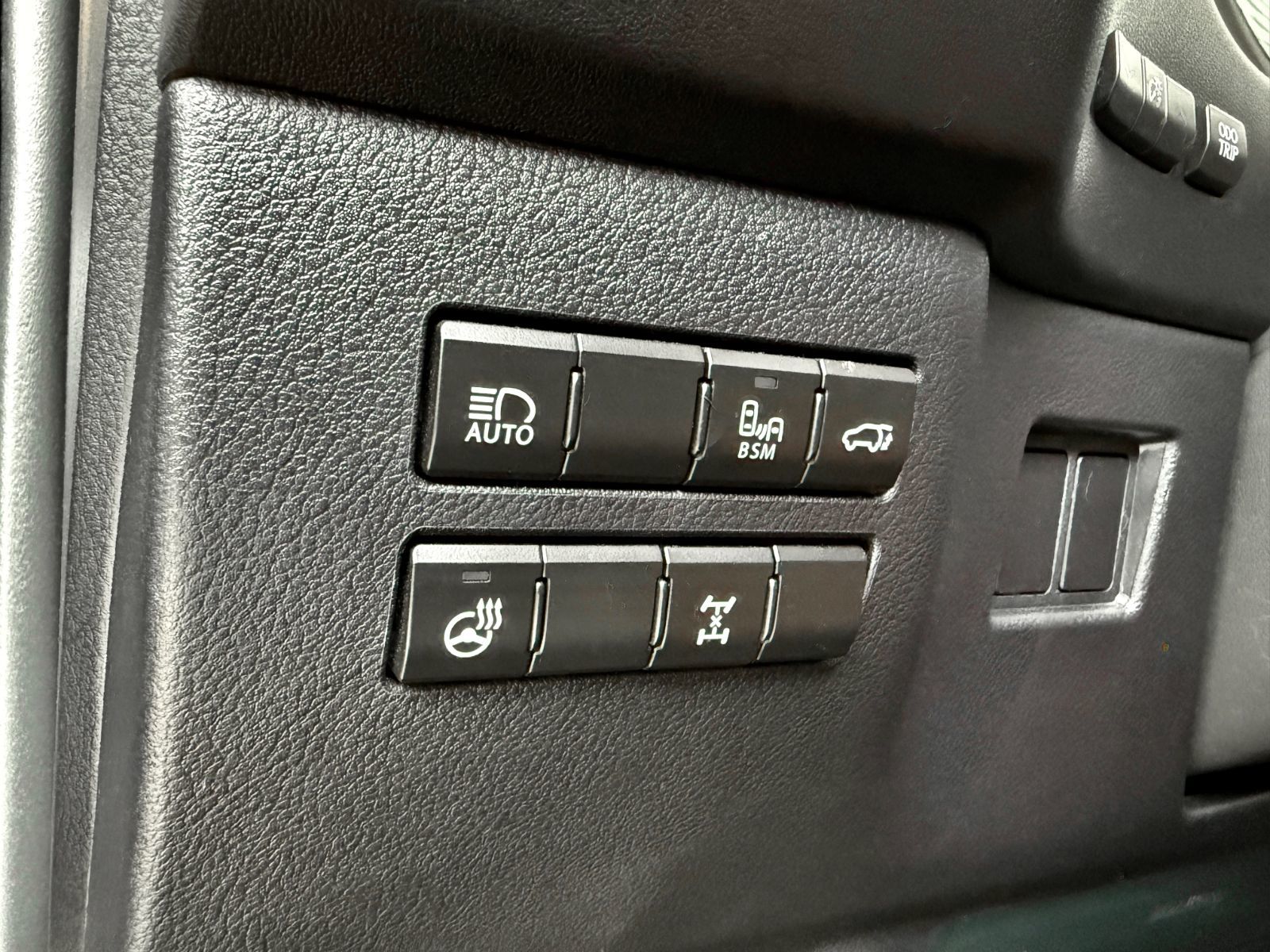 Lexus NX 300 2020-38