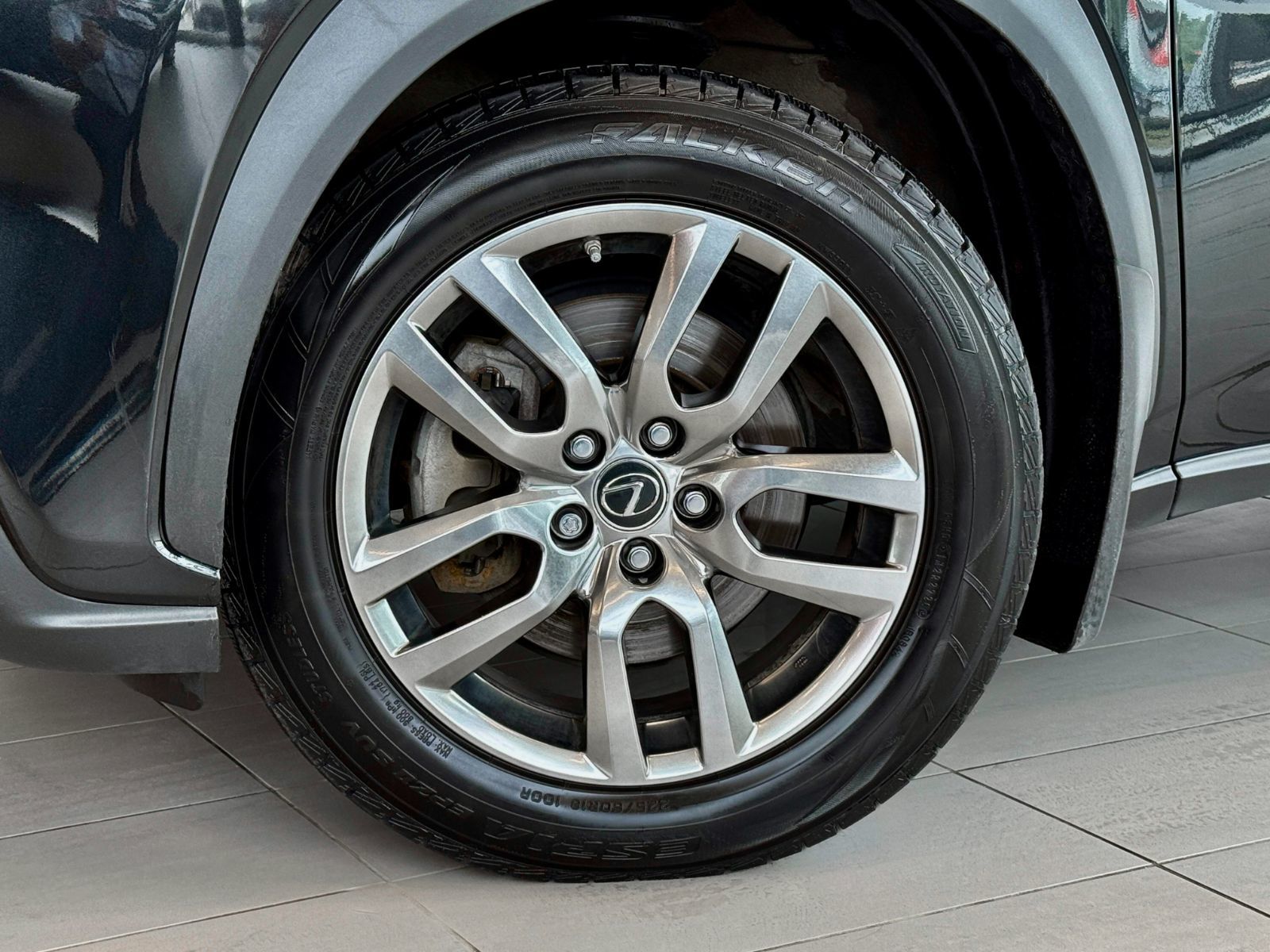 Lexus NX 300 2020-14