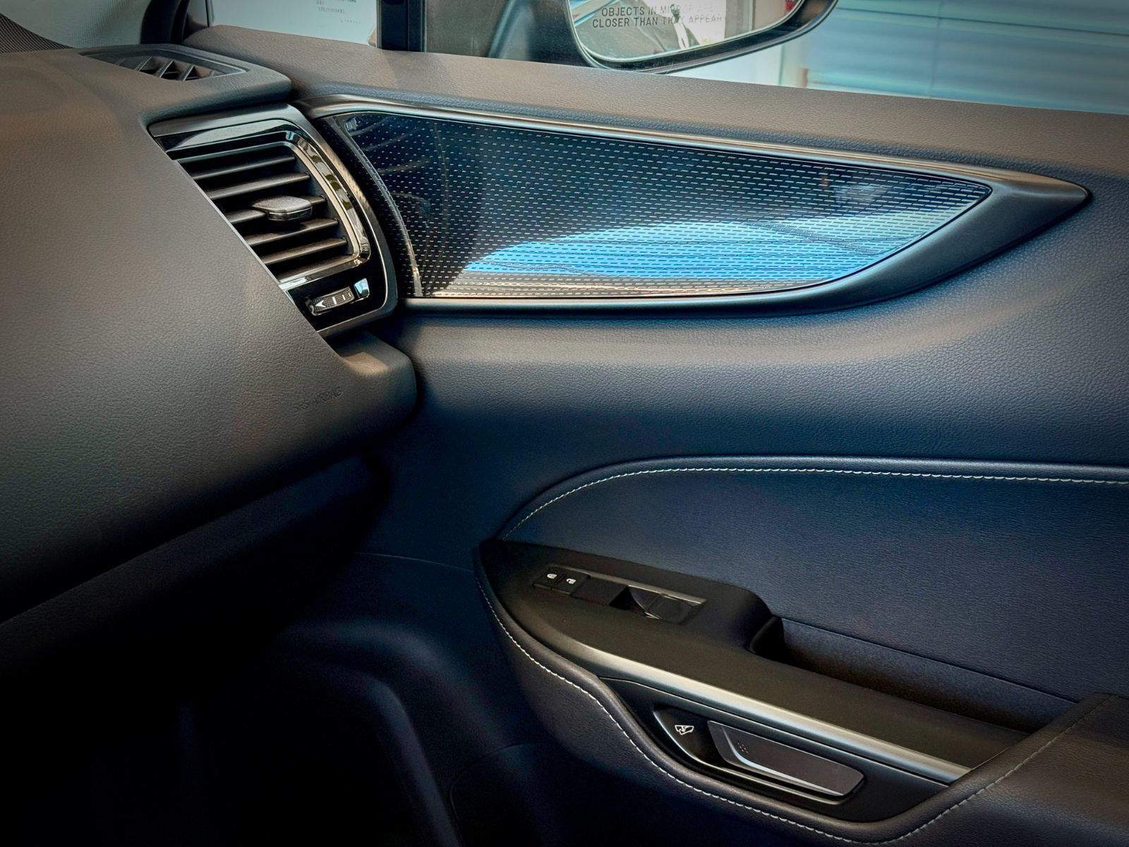 Lexus NX 250 Signature 2023-32