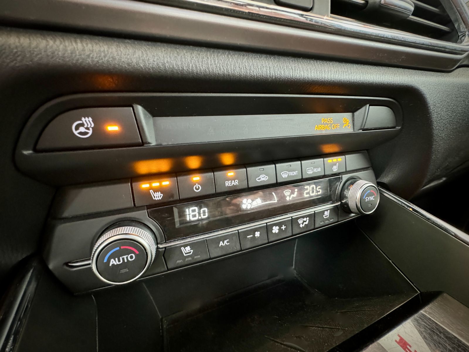 Mazda CX-9 Signature | AWD 2019-20