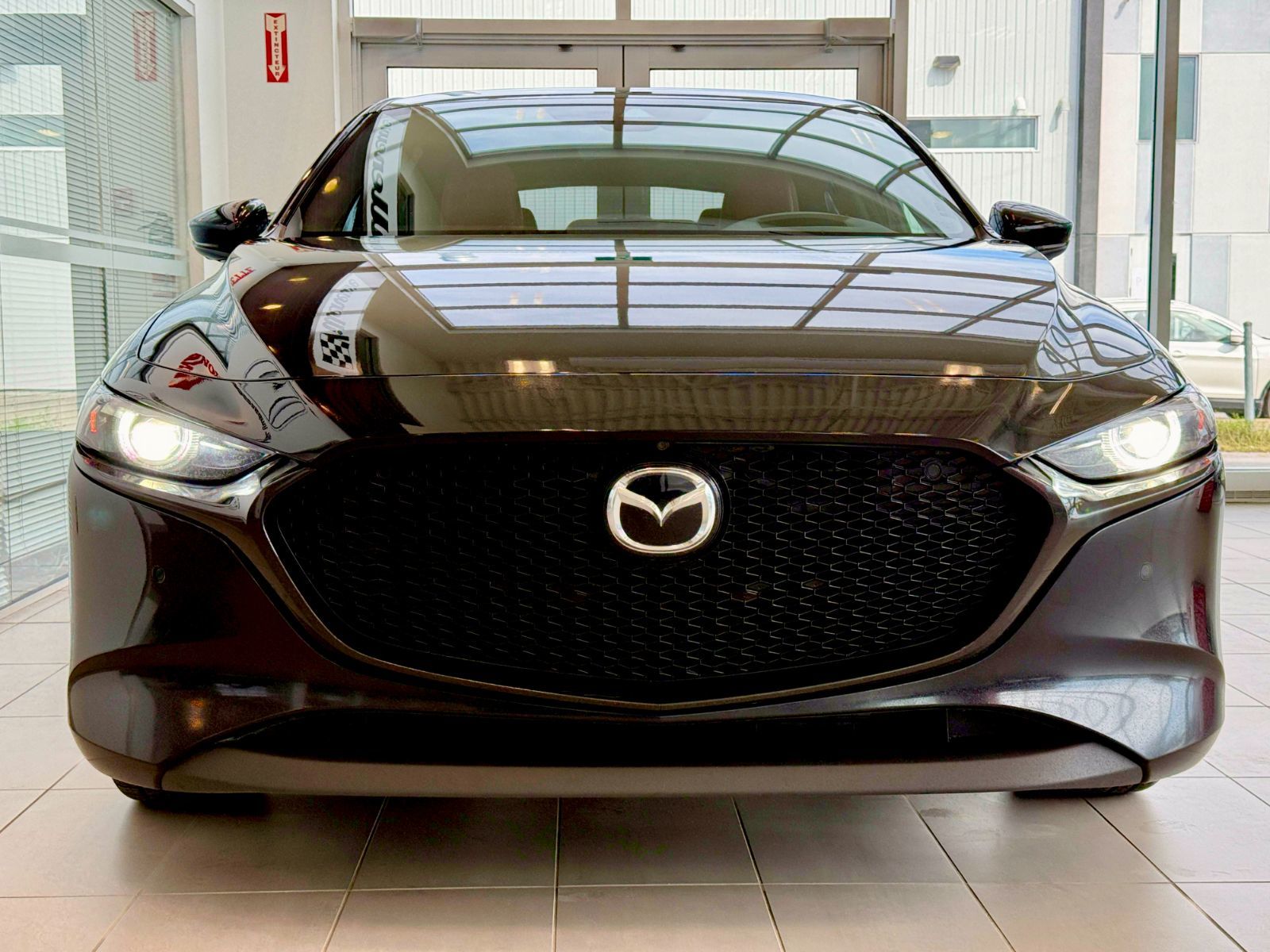 Mazda 3 Sport GT 2023-4