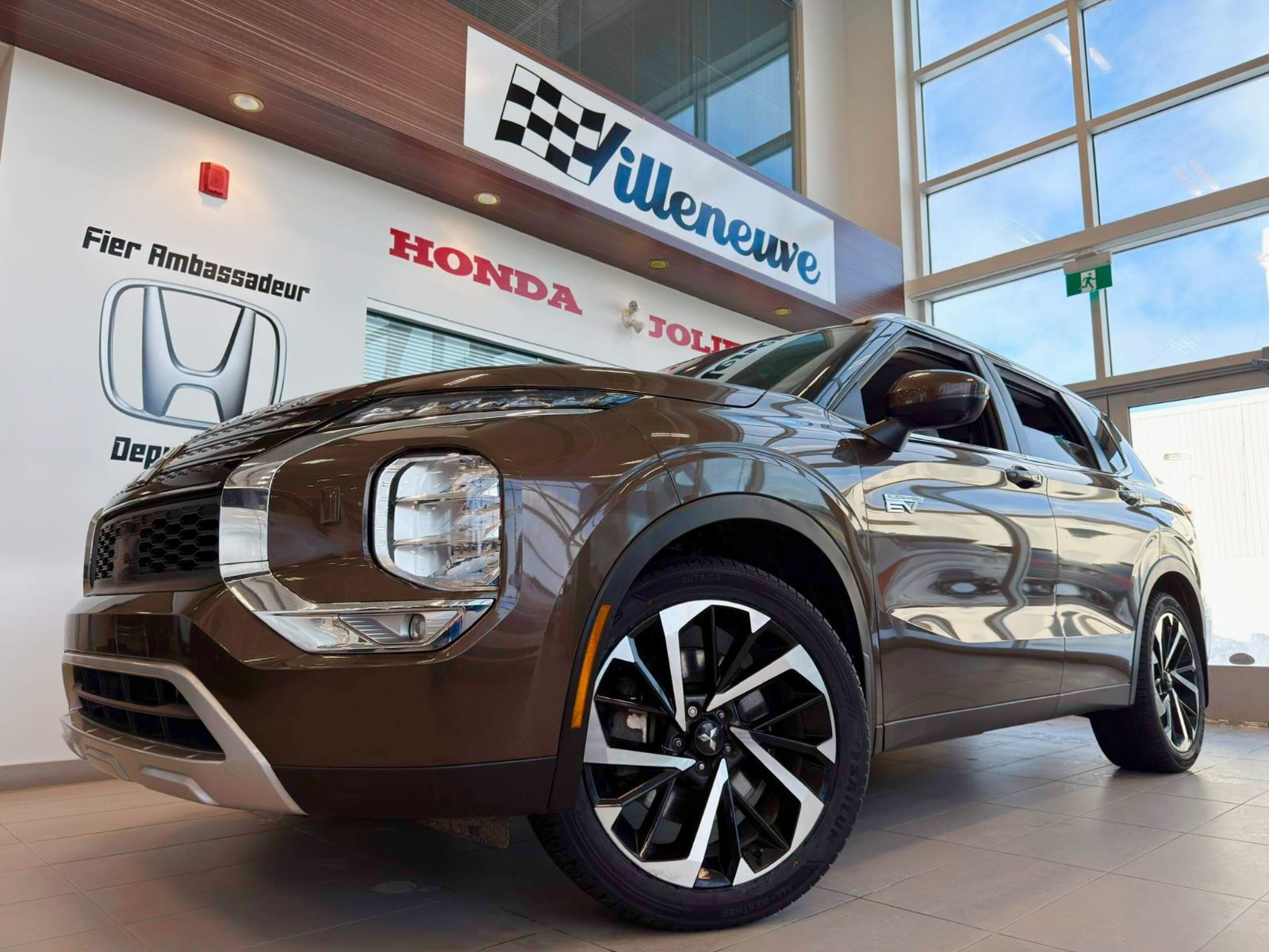 2023 Mitsubishi Outlander PHEV SEL S-AWC-14