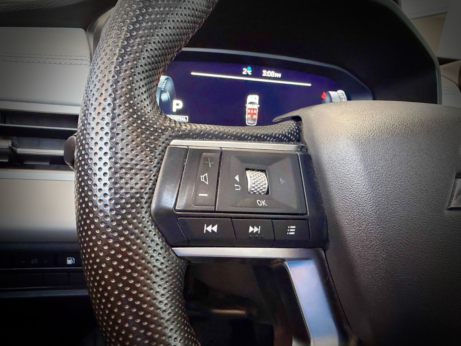 2023 Mitsubishi Outlander PHEV SEL S-AWC-24