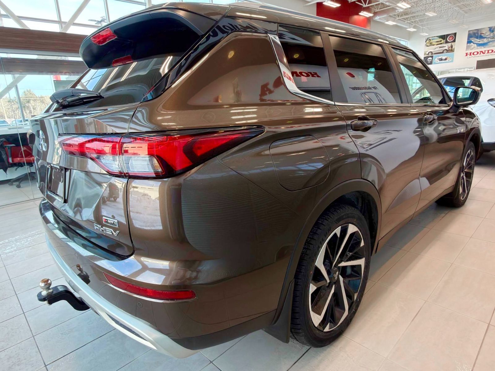 2023 Mitsubishi Outlander PHEV SEL S-AWC-10
