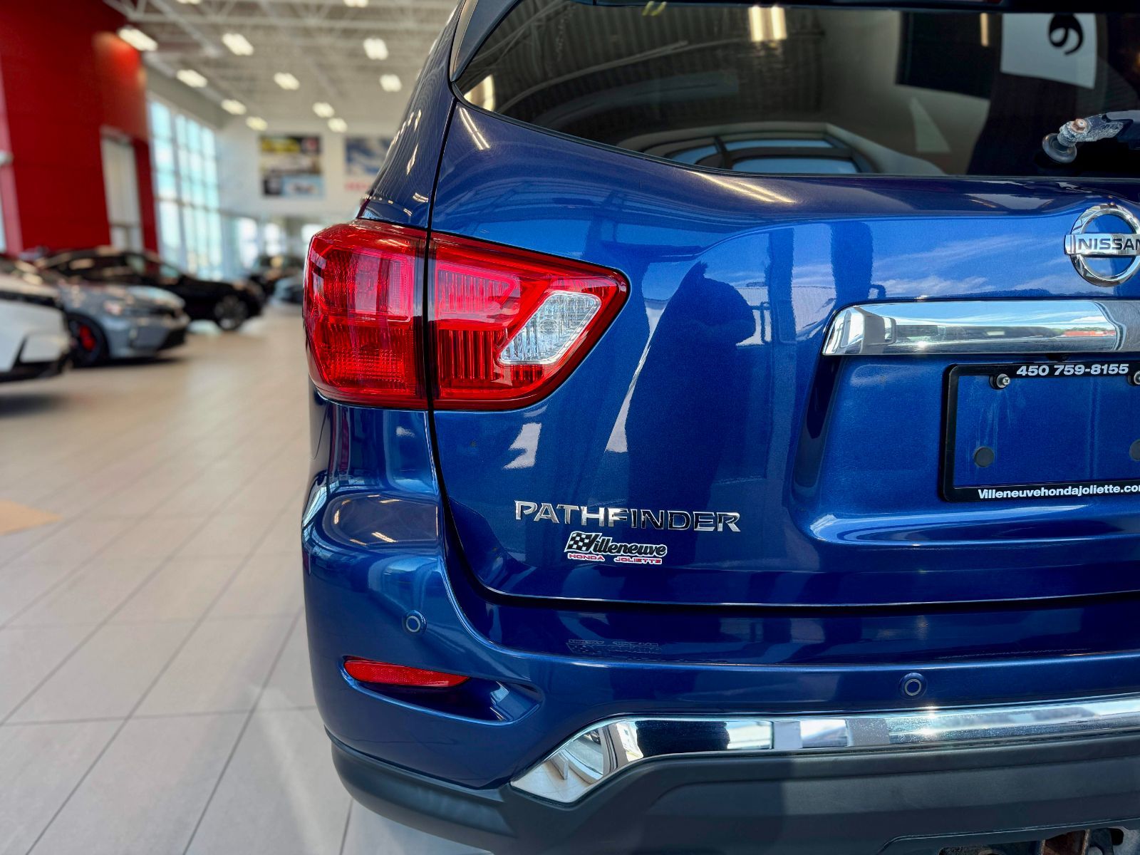 Nissan Pathfinder SL 2017-9