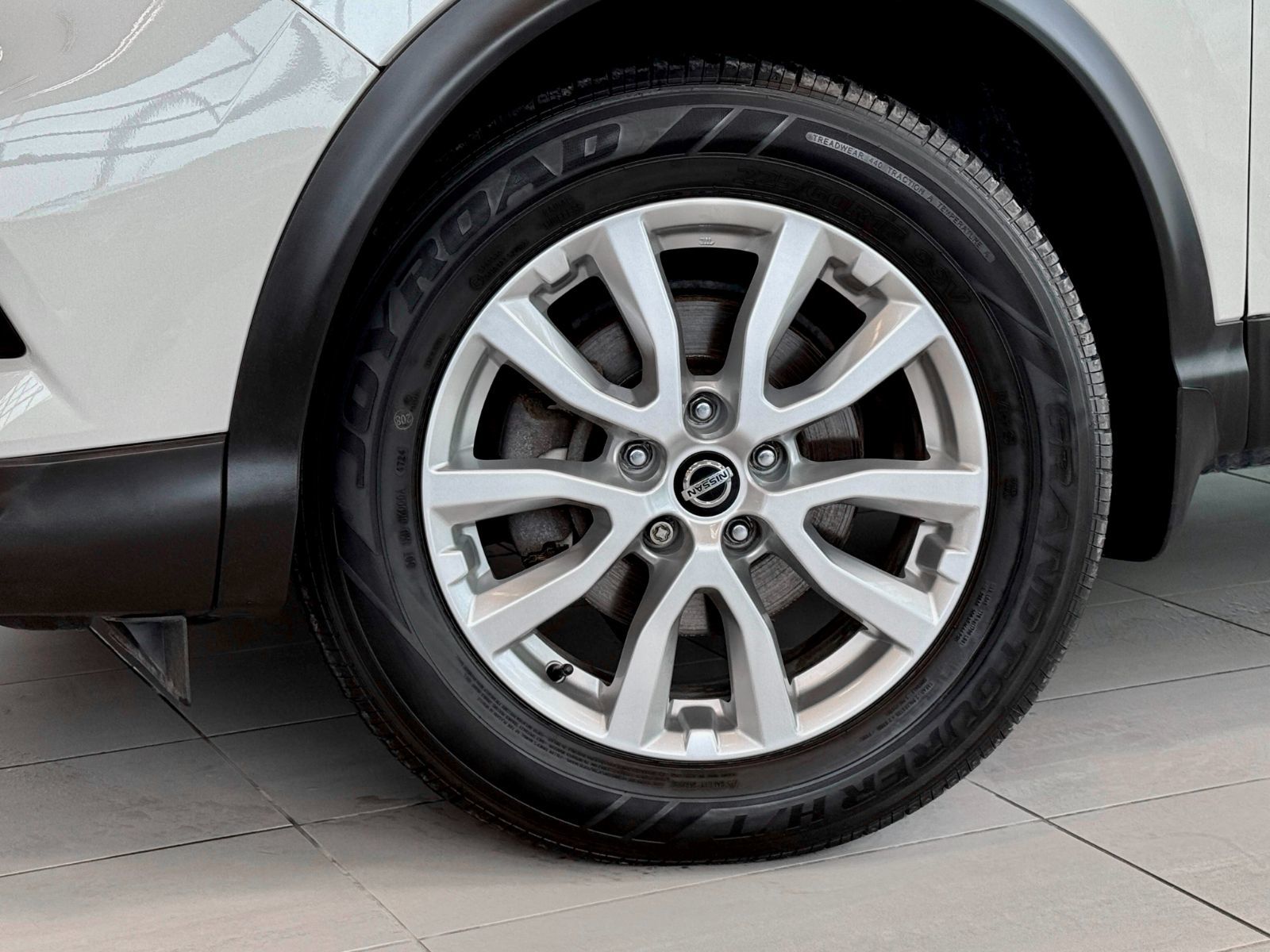 Nissan Qashqai SV 2020-14
