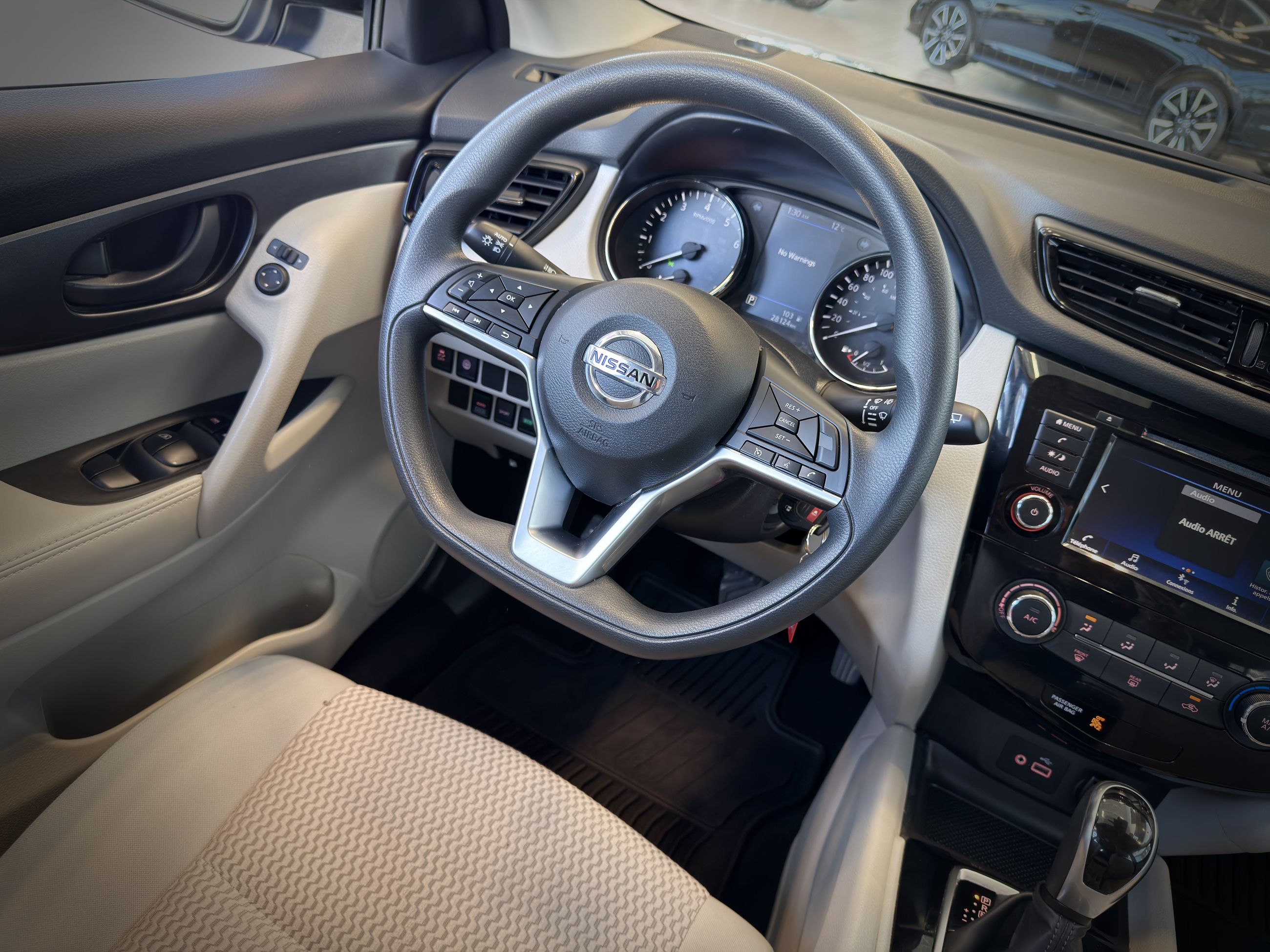 Nissan Qashqai S 2023-19