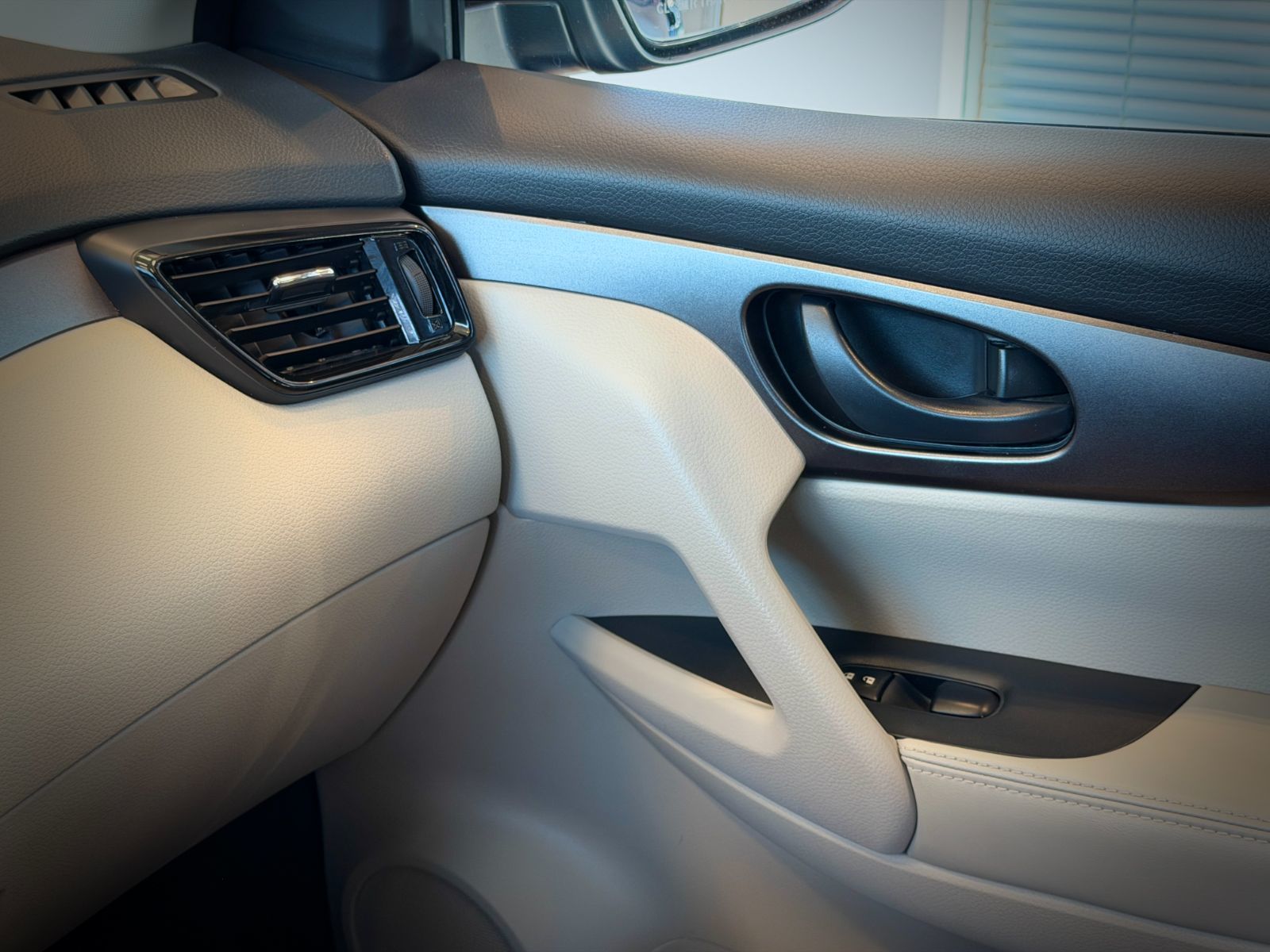 Nissan Qashqai S 2023-31