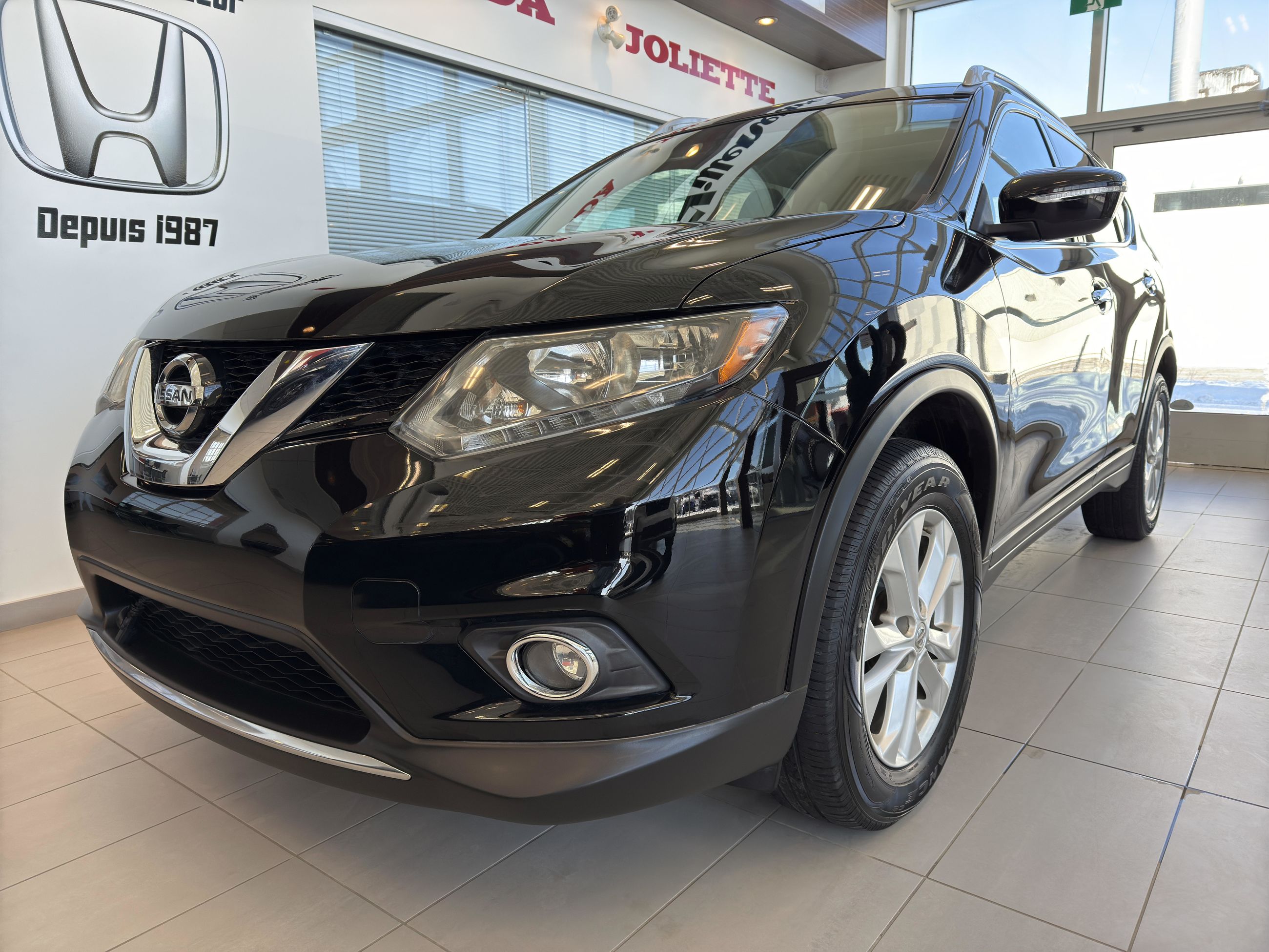 Nissan Rogue SV 2015-4