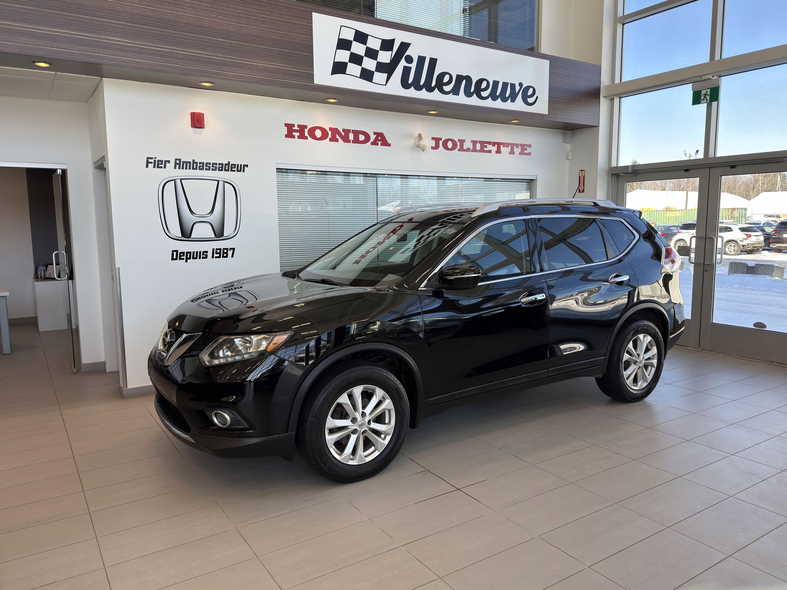 Nissan Rogue SV 2015-3