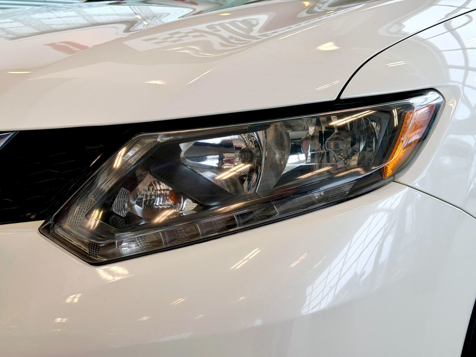 Nissan Rogue SV AWD 2016-17