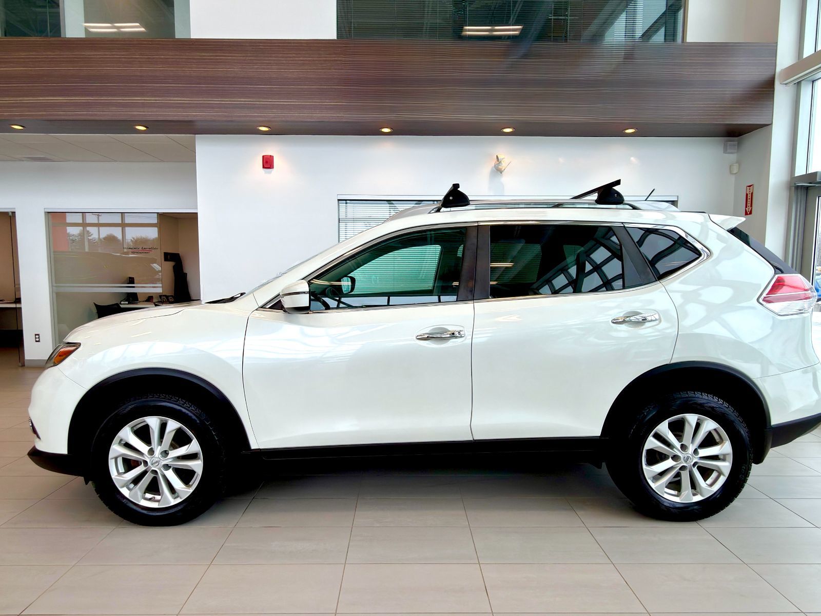 Nissan Rogue SV AWD 2016-6