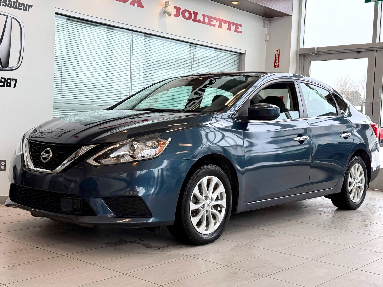 2018 Nissan Sentra SV-1