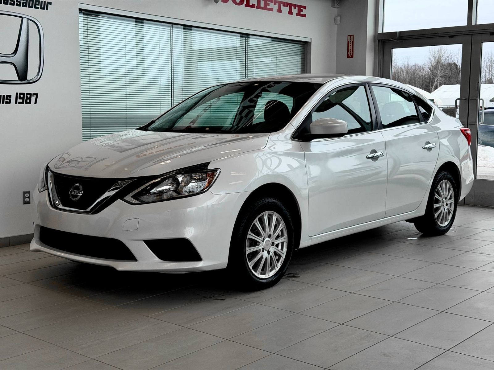 Nissan Sentra SV 2018-3