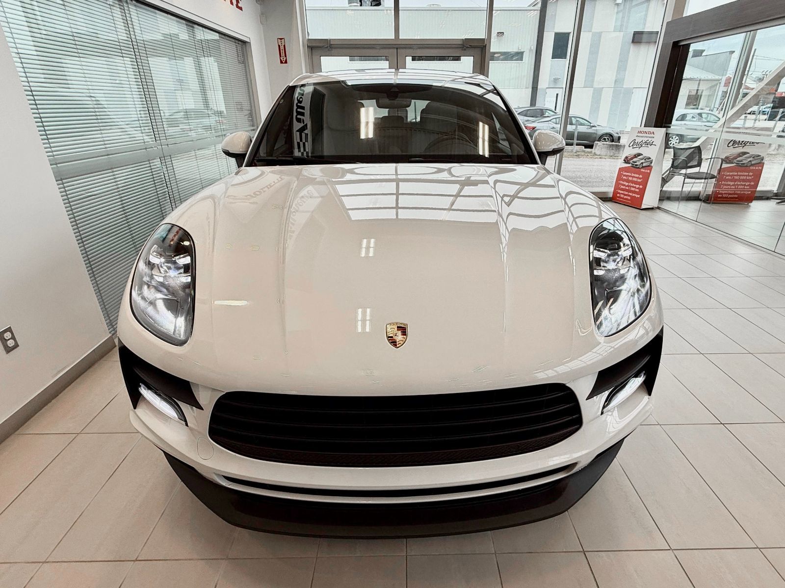 2021 Porsche Macan Base-4