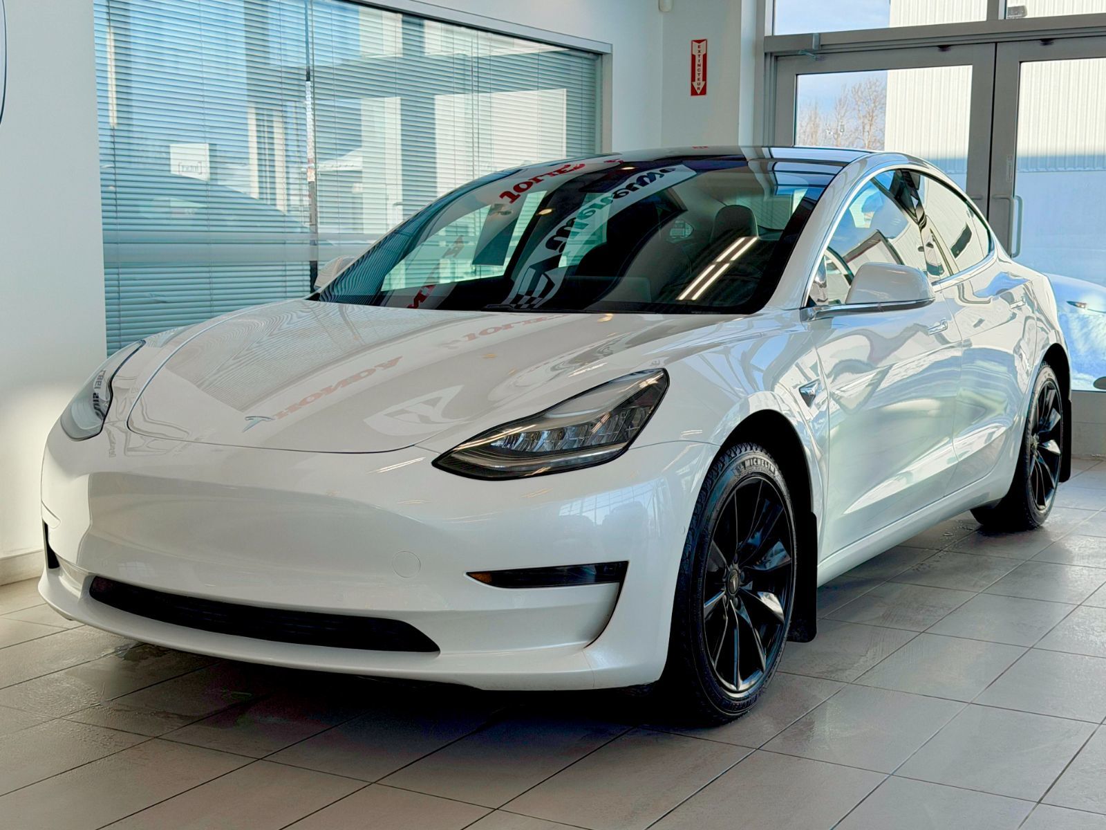 Tesla Model 3 Standard Range Plus 2020-1