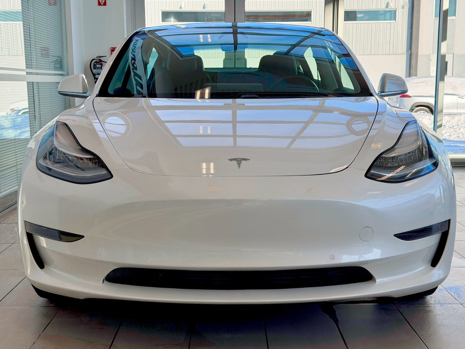 Tesla Model 3 Standard Range Plus 2020-2