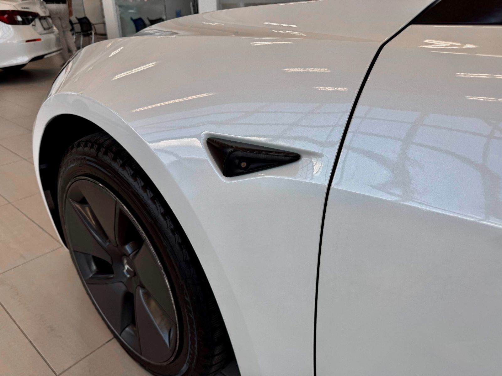 Tesla MODEL 3 STANDARD RANGE PLUS 2021-11