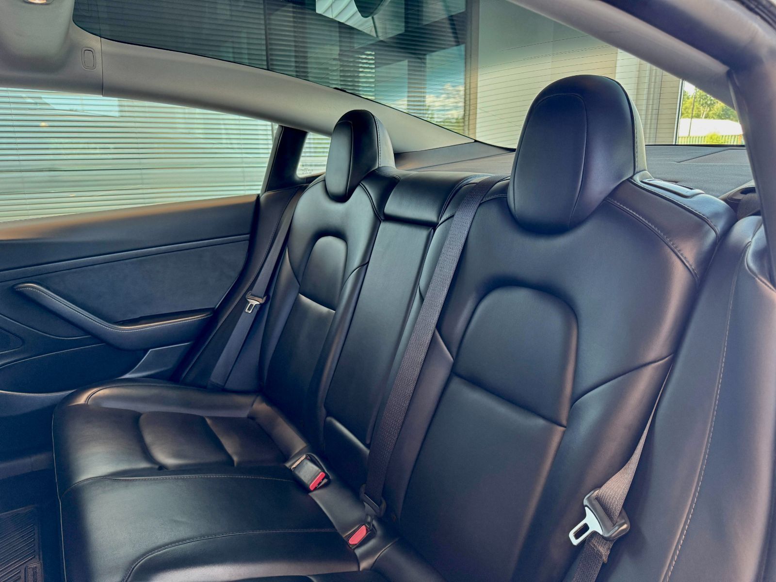 Tesla MODEL 3 STANDARD RANGE PLUS 2021-14