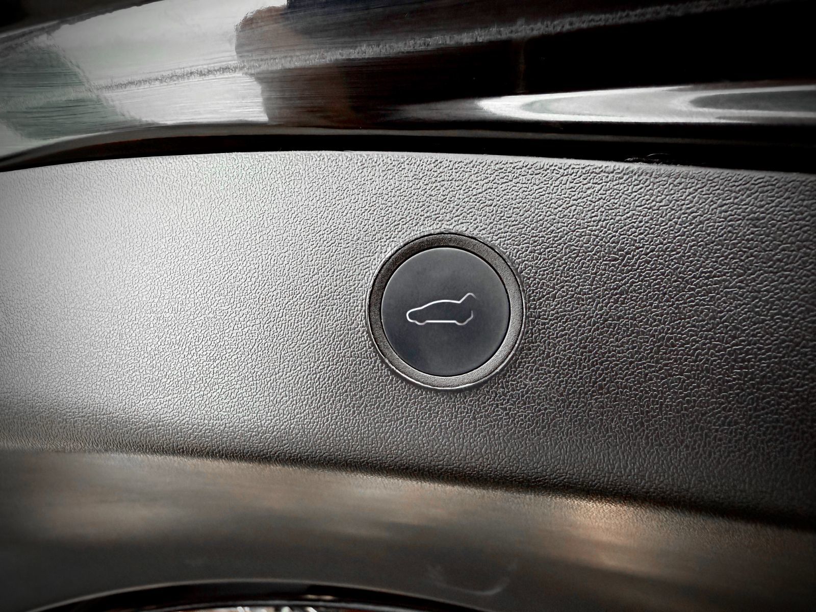 2022 Tesla Model 3 Standard Range Plus-28