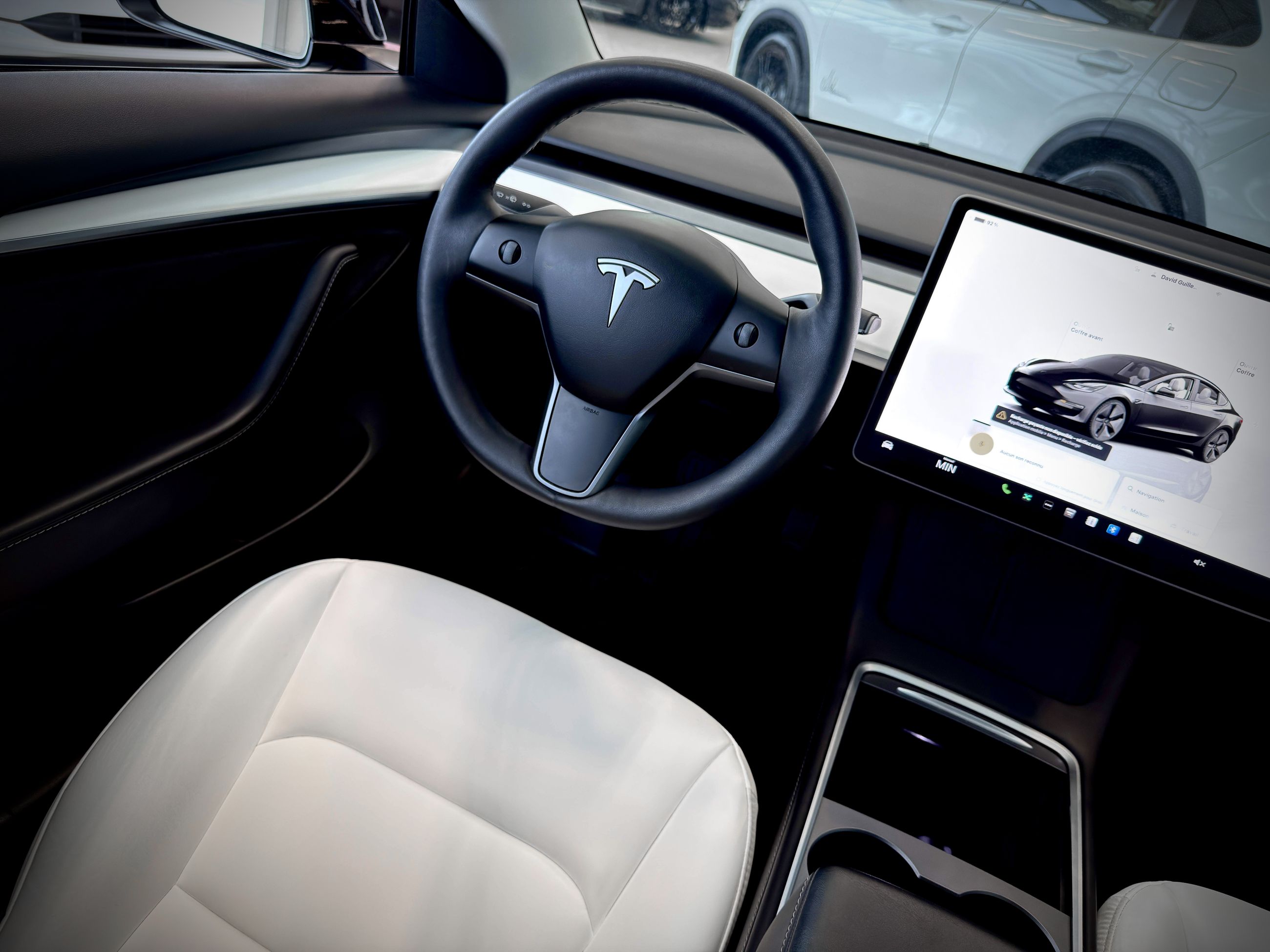 2022 Tesla Model 3 Standard Range Plus-19