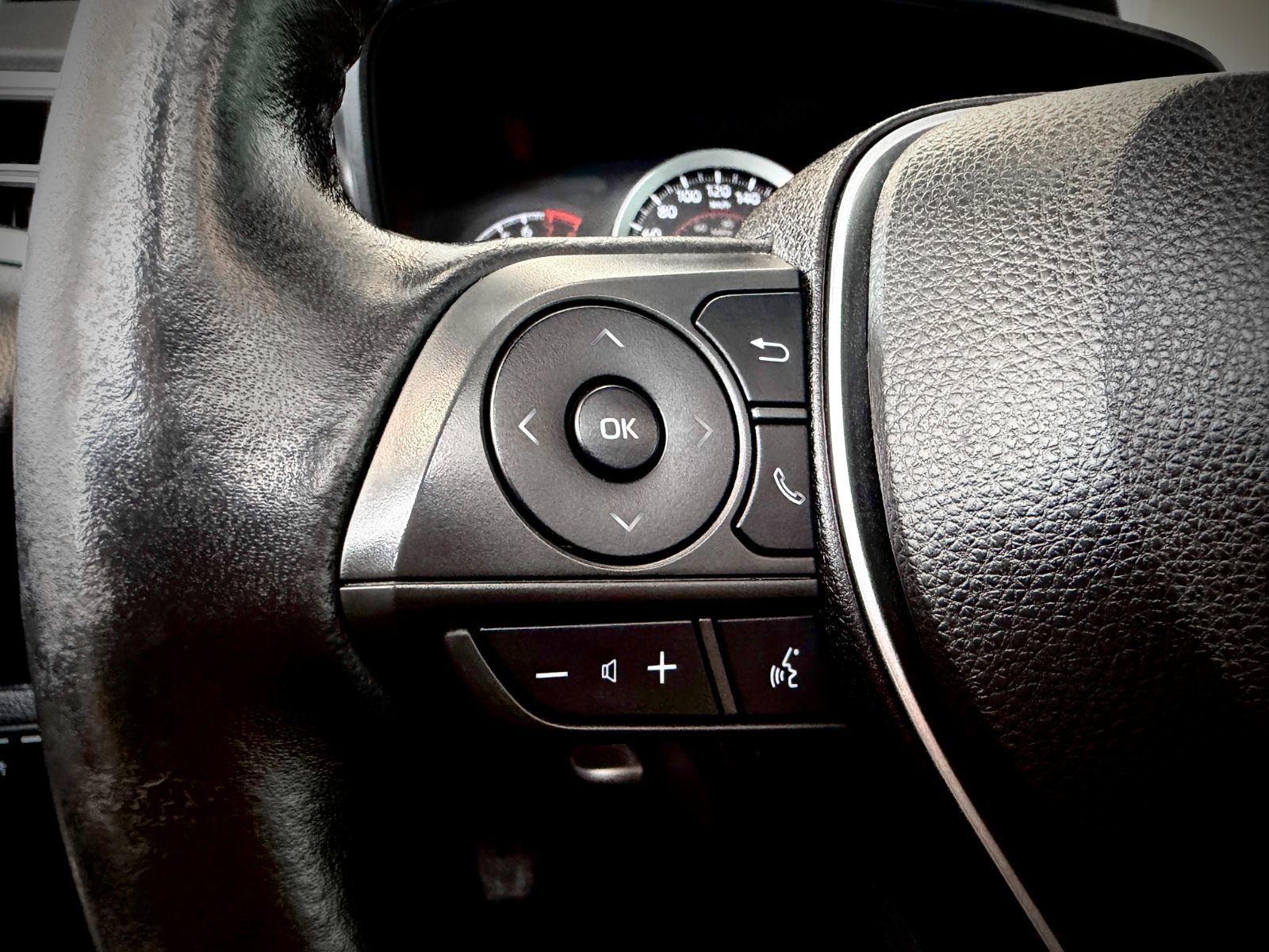 2022 Toyota Corolla SE-25