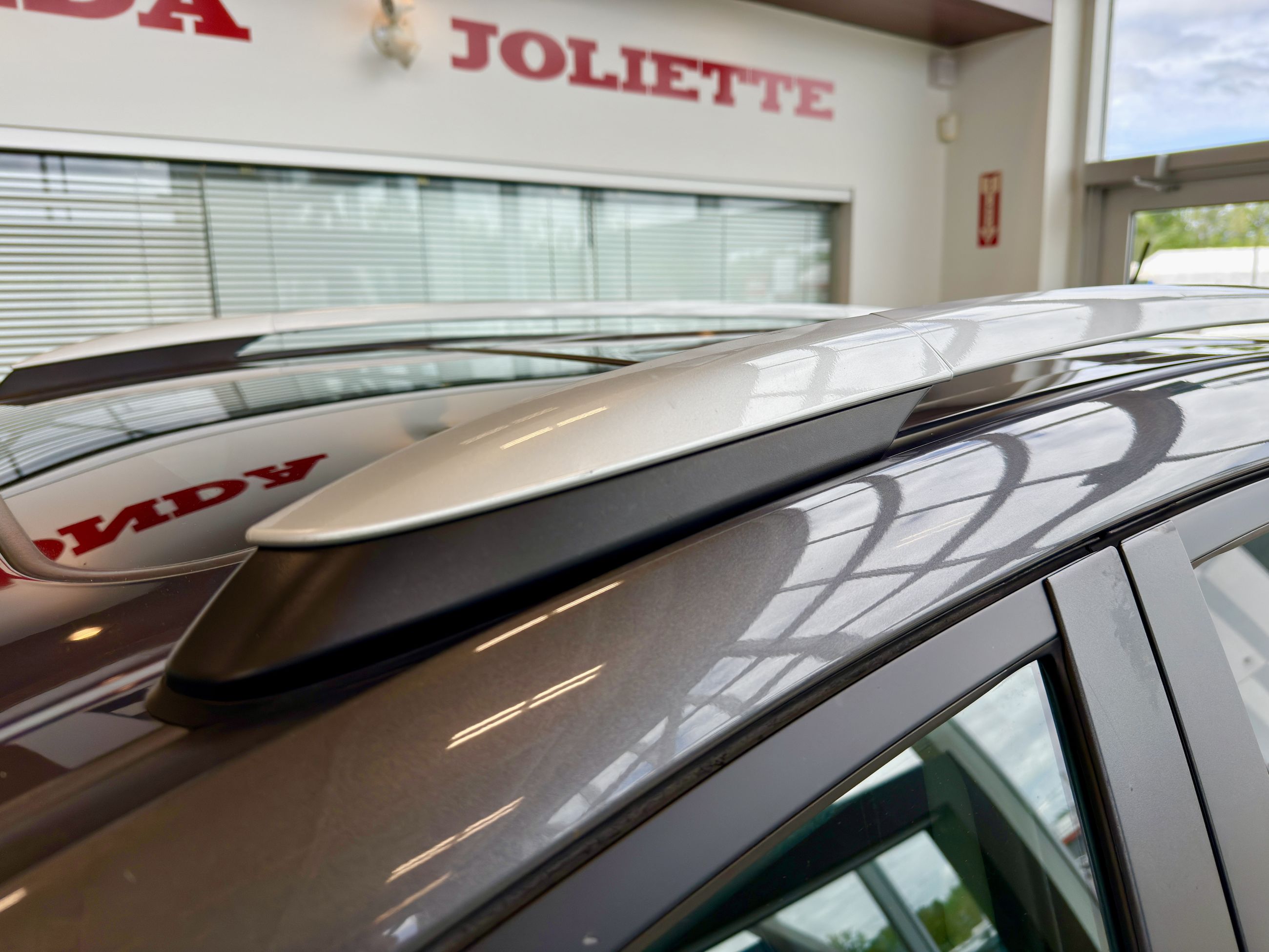 Toyota RAV4 XLE 2015-10