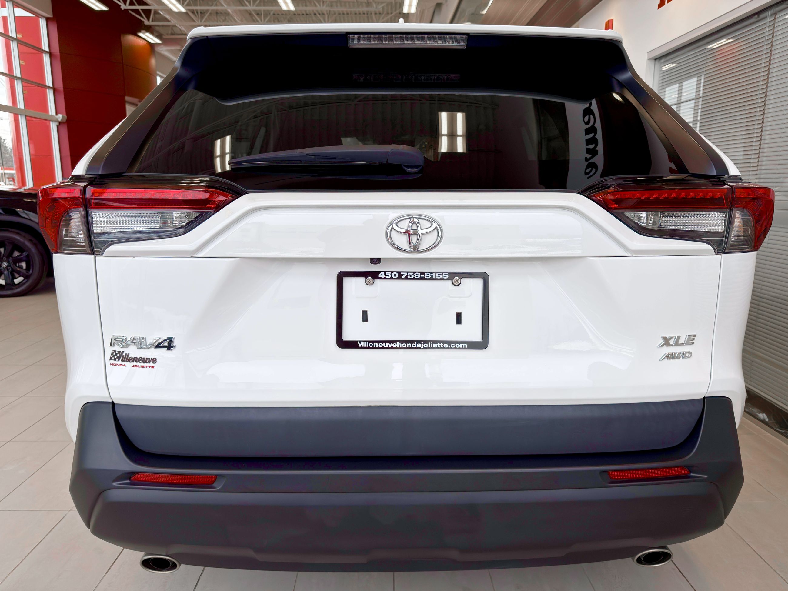 2020 Toyota RAV4 XLE AWD-9